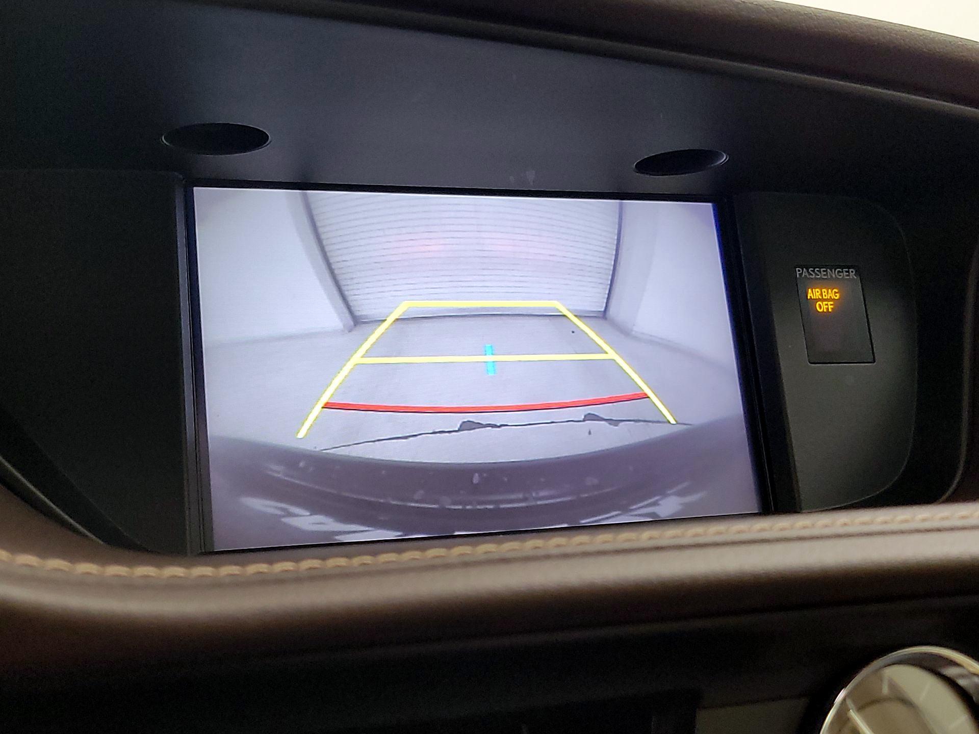 Thumbnail: 2017 Lexus ES - 14