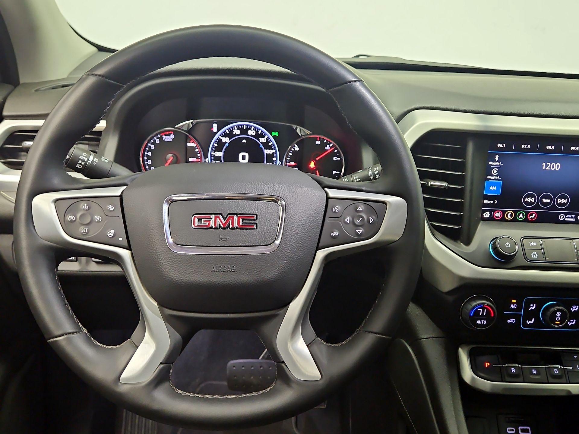 Thumbnail: 2023 GMC Acadia - 10