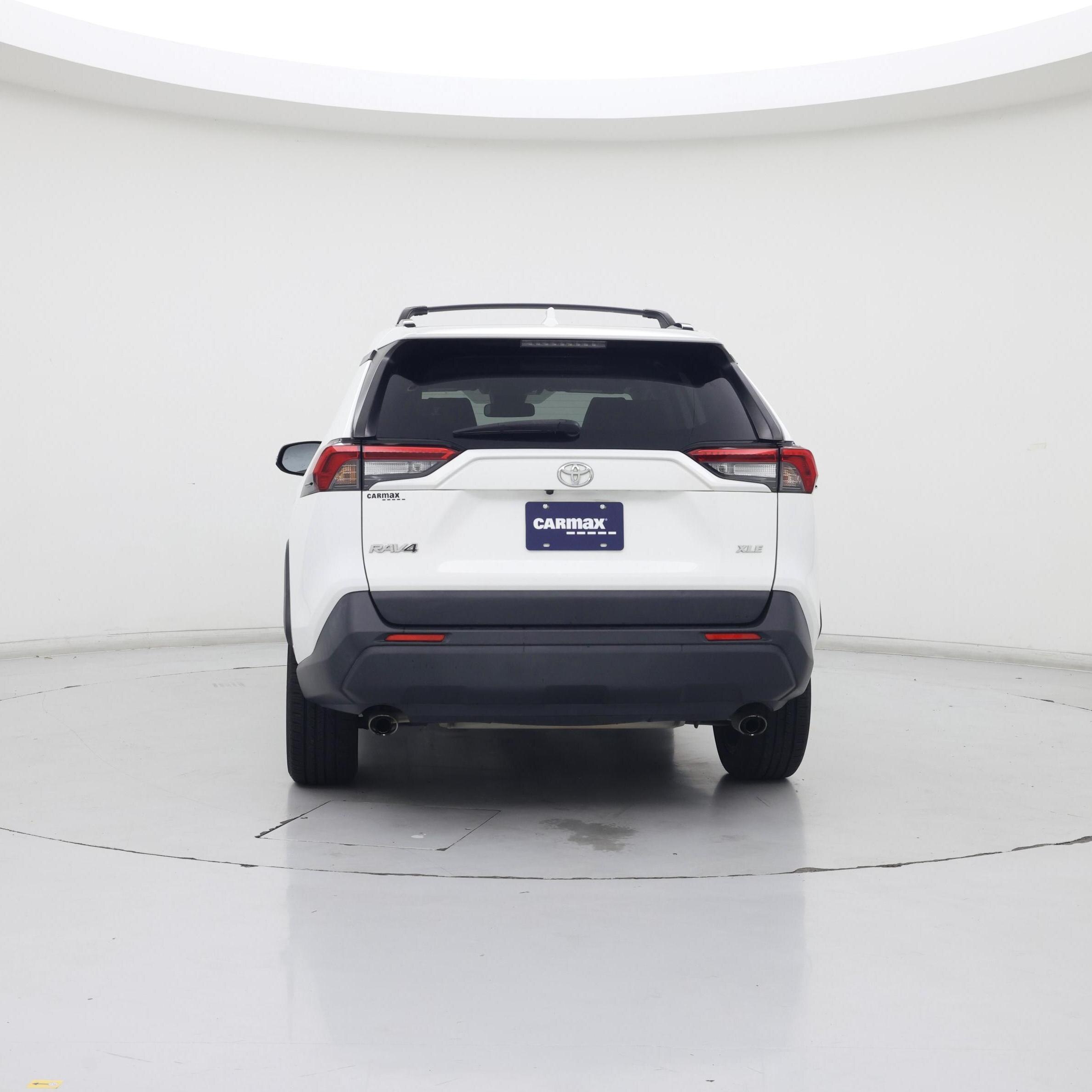 Thumbnail: 2019 Toyota RAV4 - 6