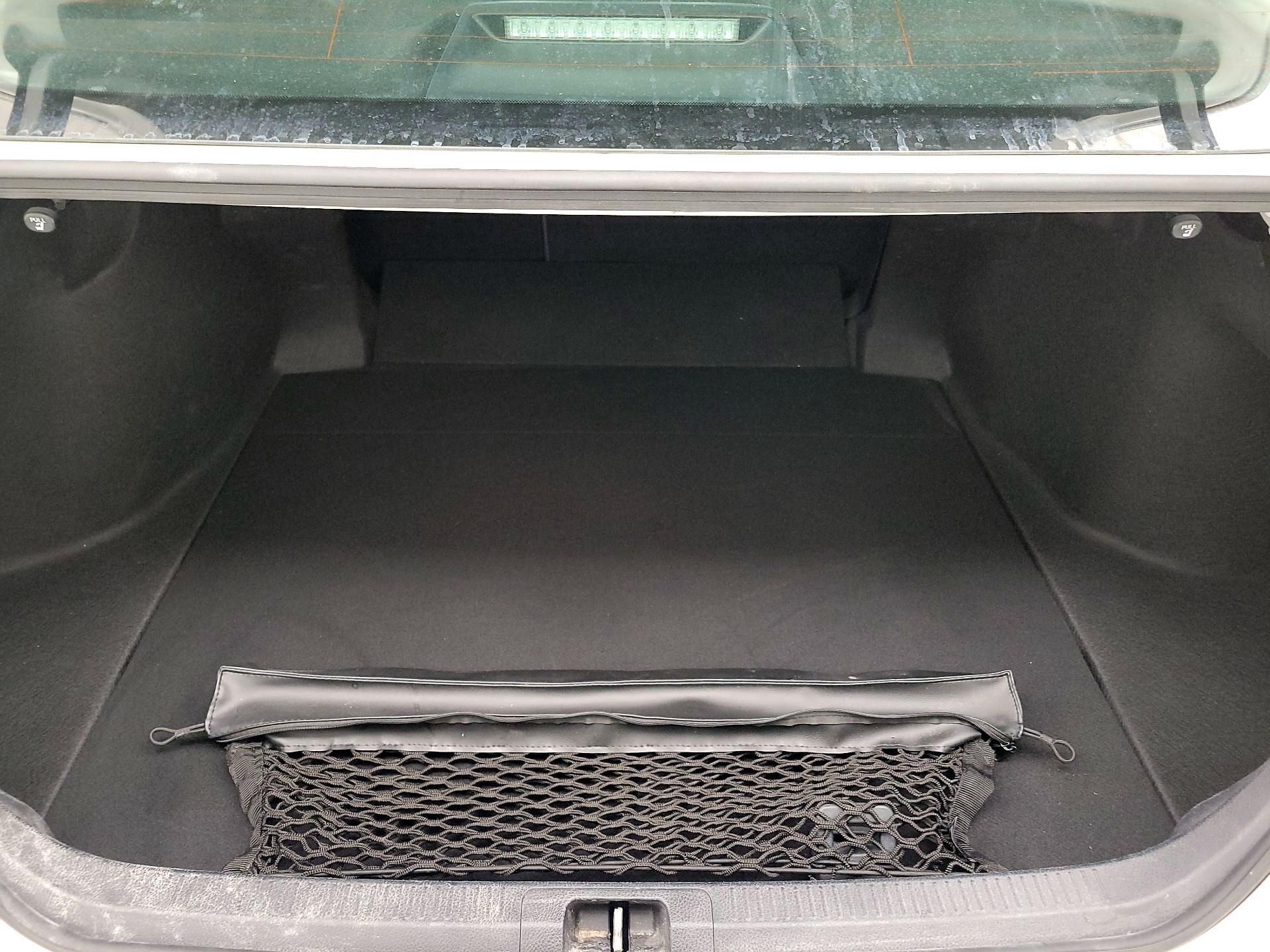 Thumbnail: 2020 Toyota Camry - 20