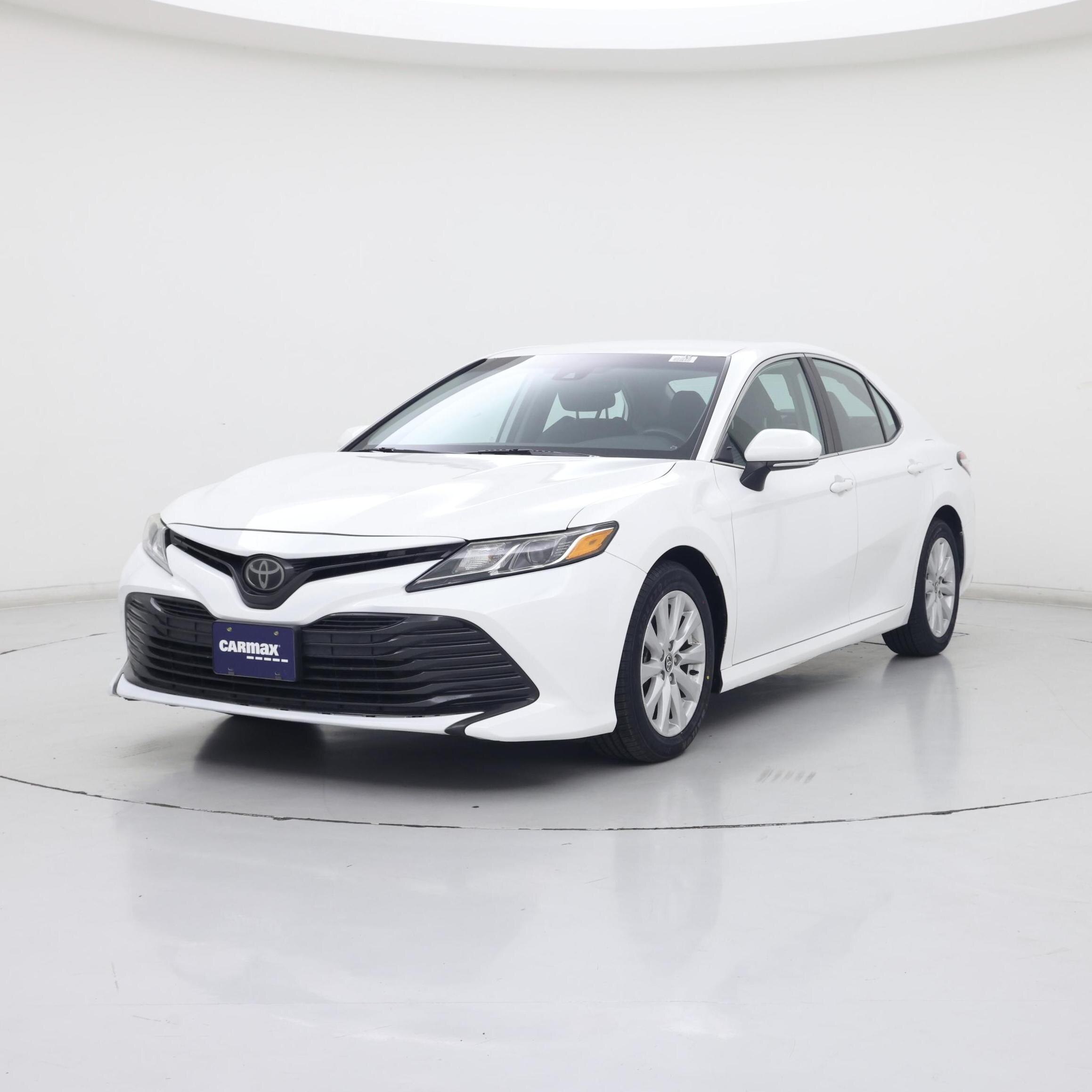 Thumbnail: 2020 Toyota Camry - 4