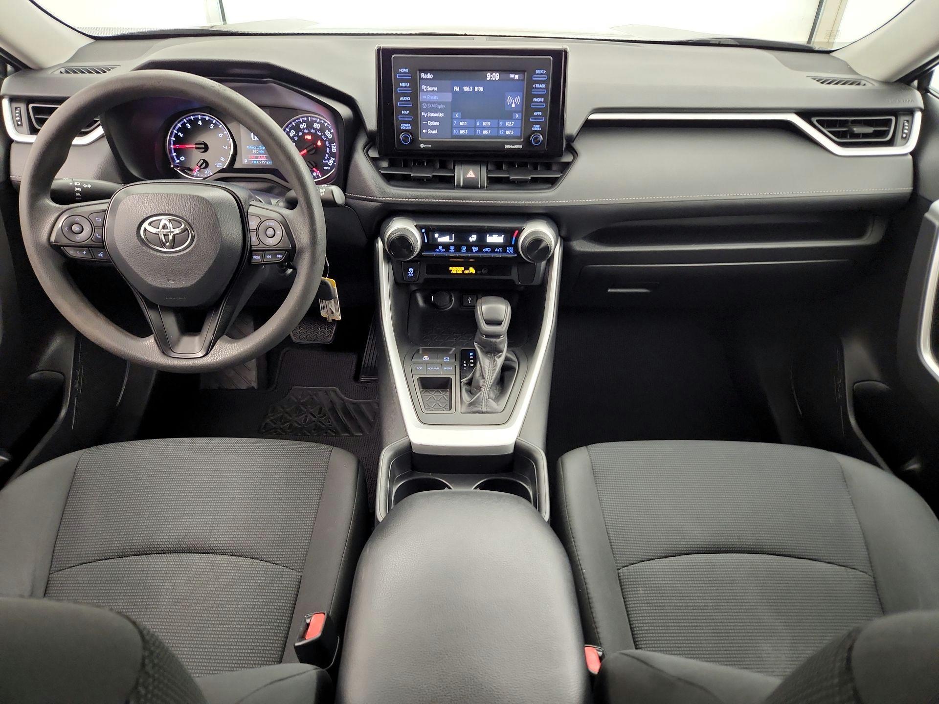 Thumbnail: 2020 Toyota RAV4 - 9