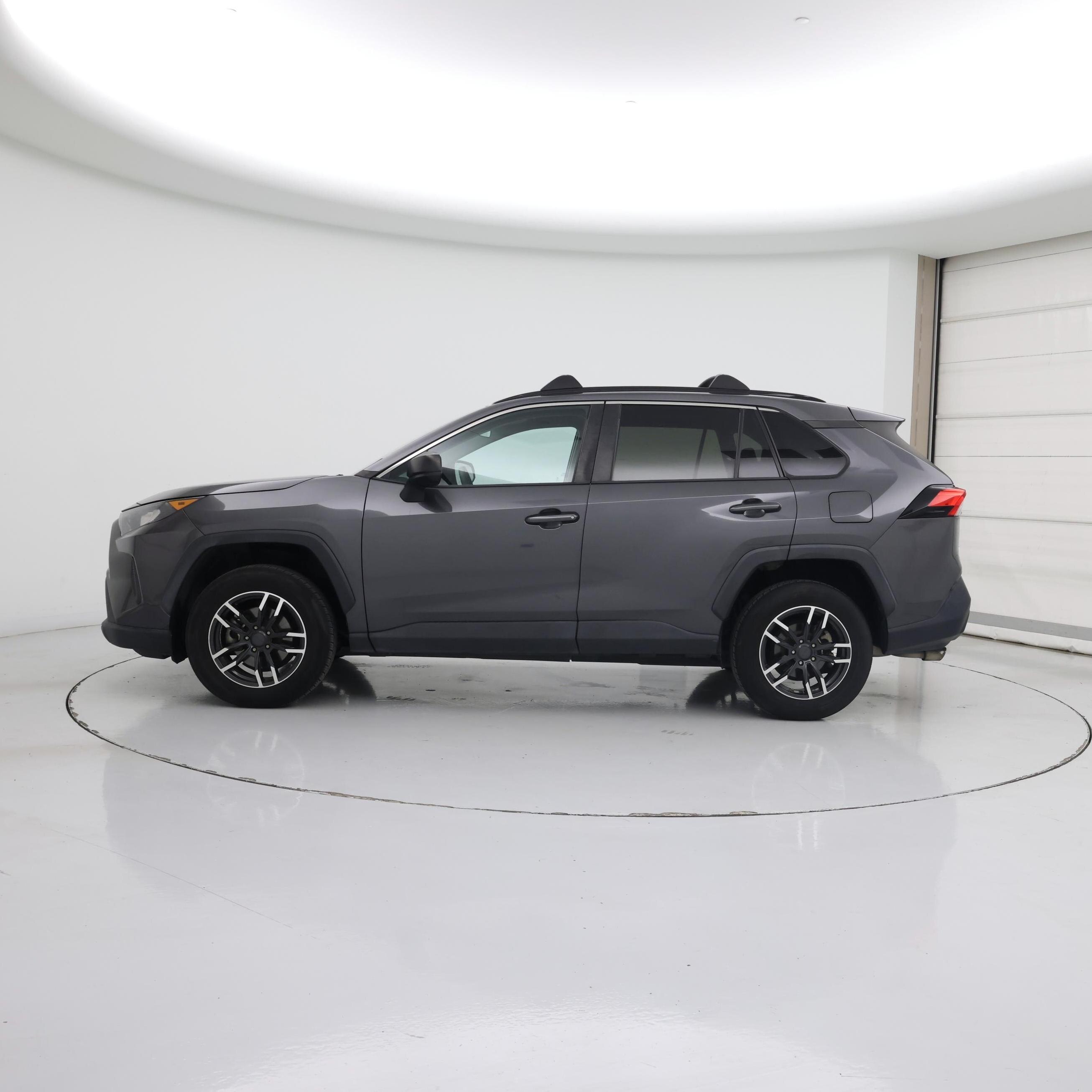 Thumbnail: 2020 Toyota RAV4 - 3