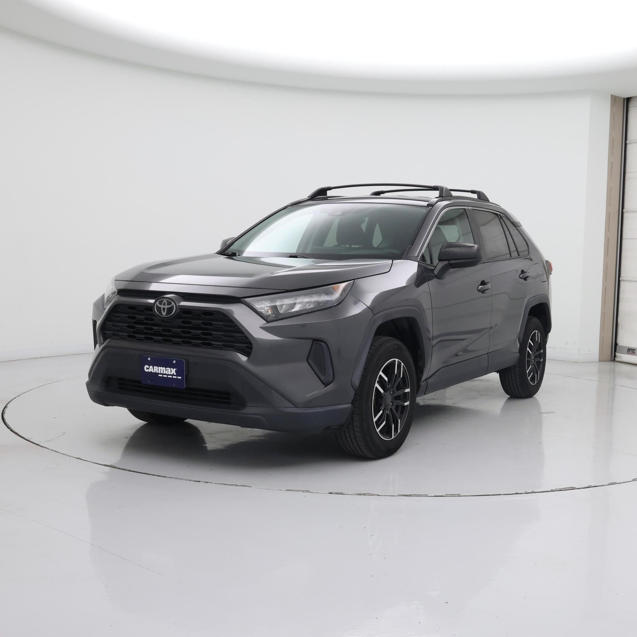 Thumbnail: 2020 Toyota RAV4 - 4