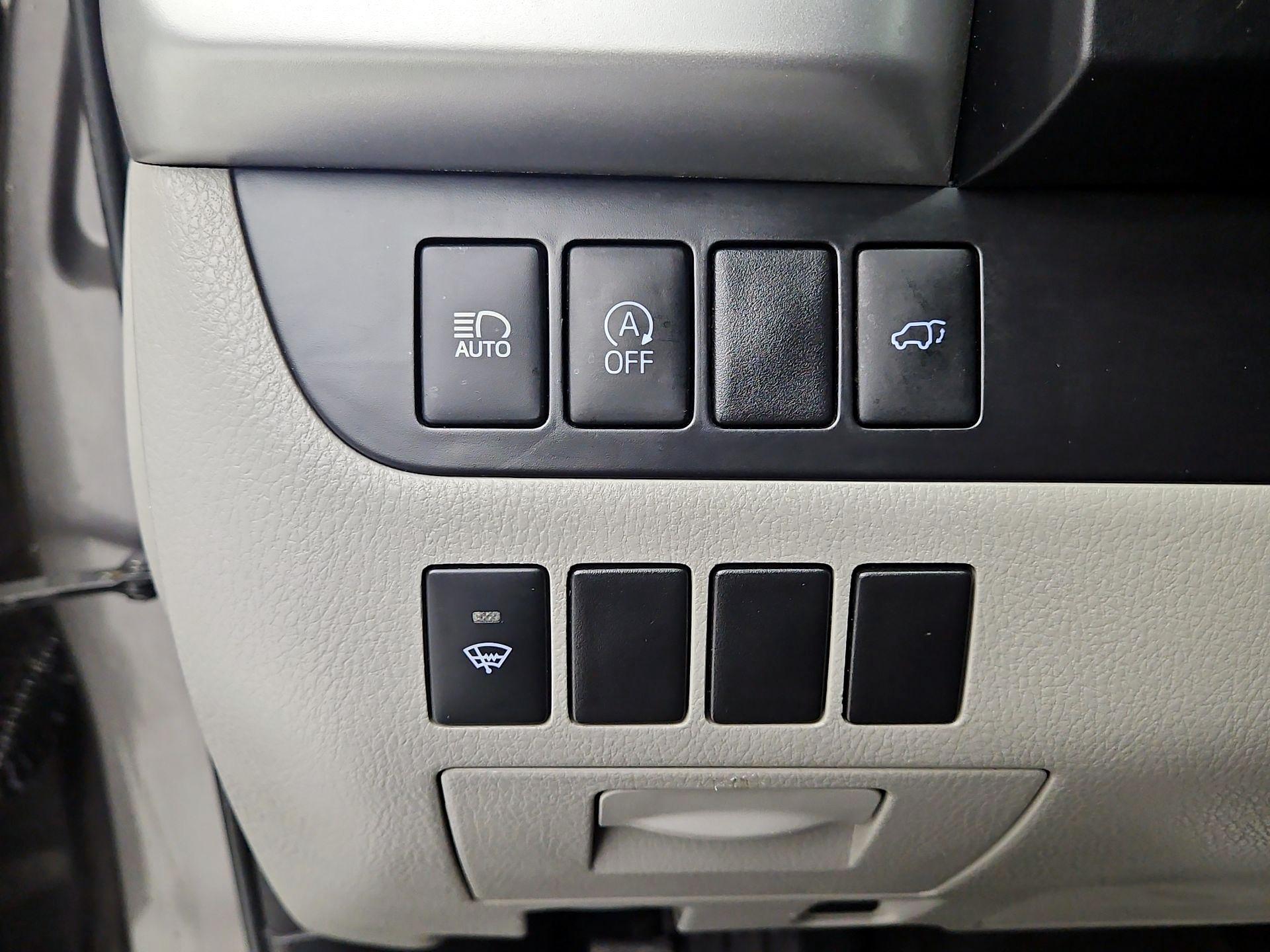 Thumbnail: 2018 Toyota Highlander - 13