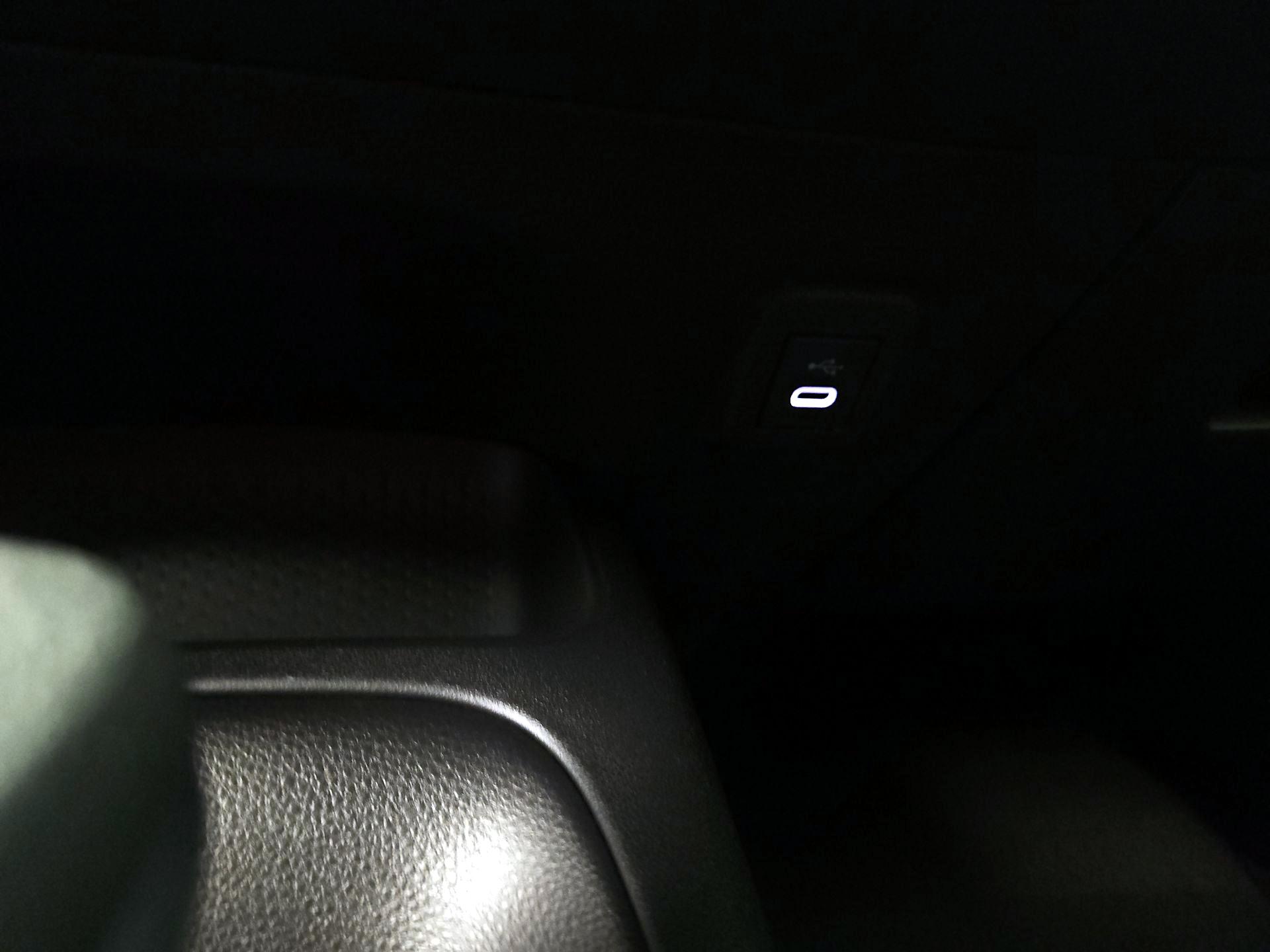 Thumbnail: 2026 Toyota Corolla - 18