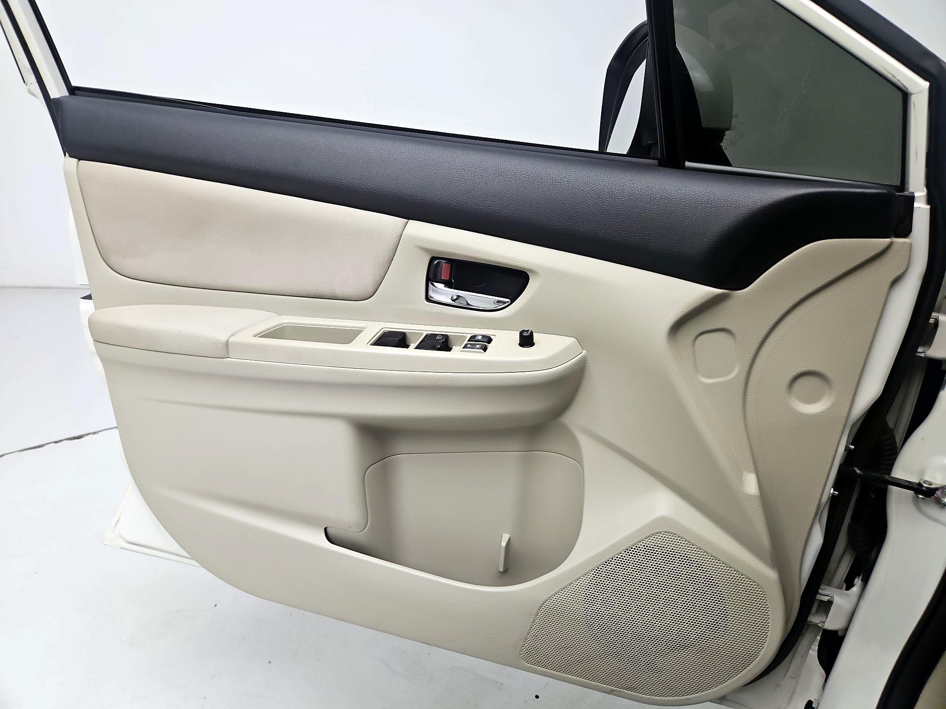 Thumbnail: 2014 Subaru Impreza - 12