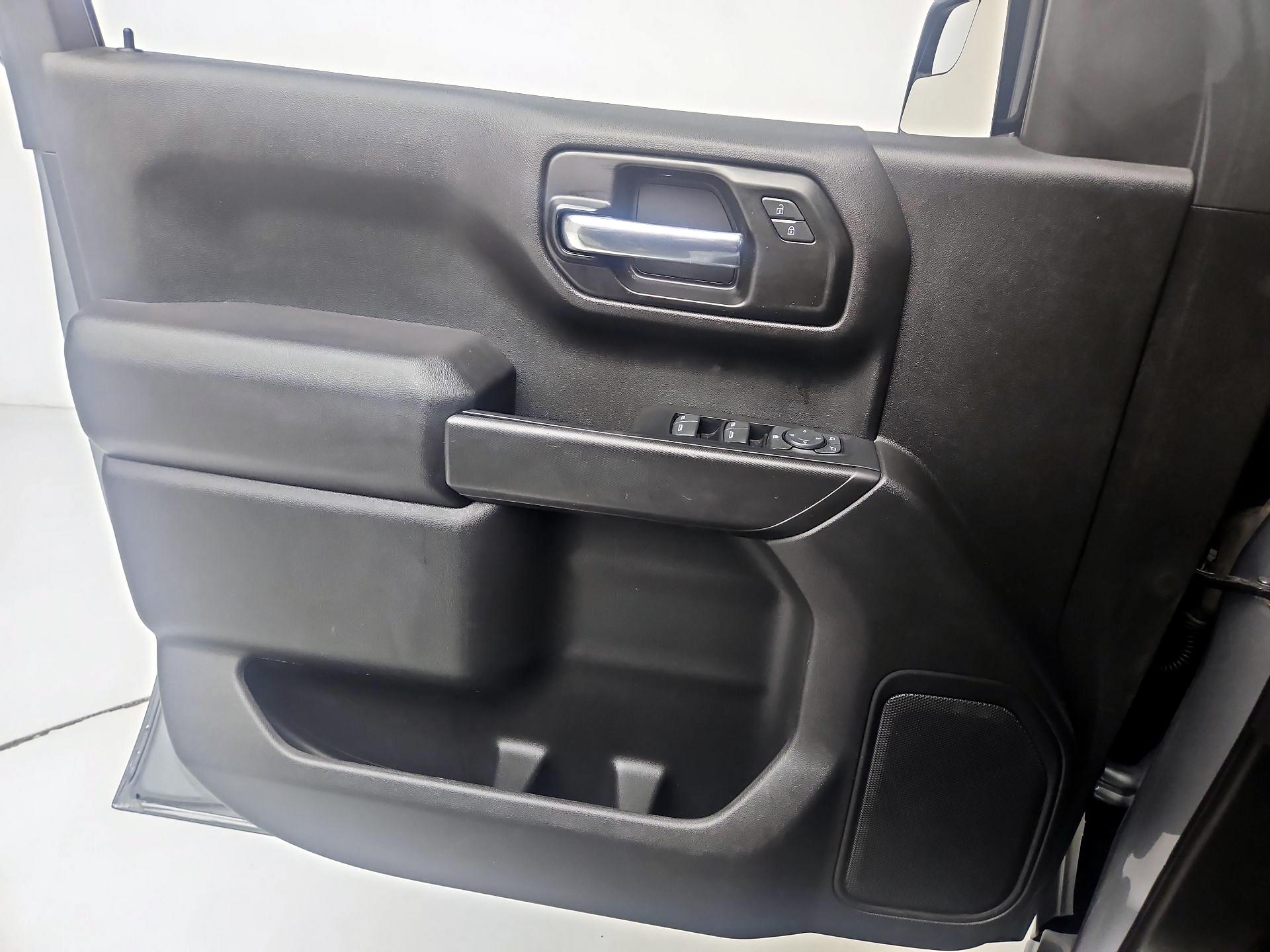 Thumbnail: 2022 Chevrolet Silverado 1500 - 12