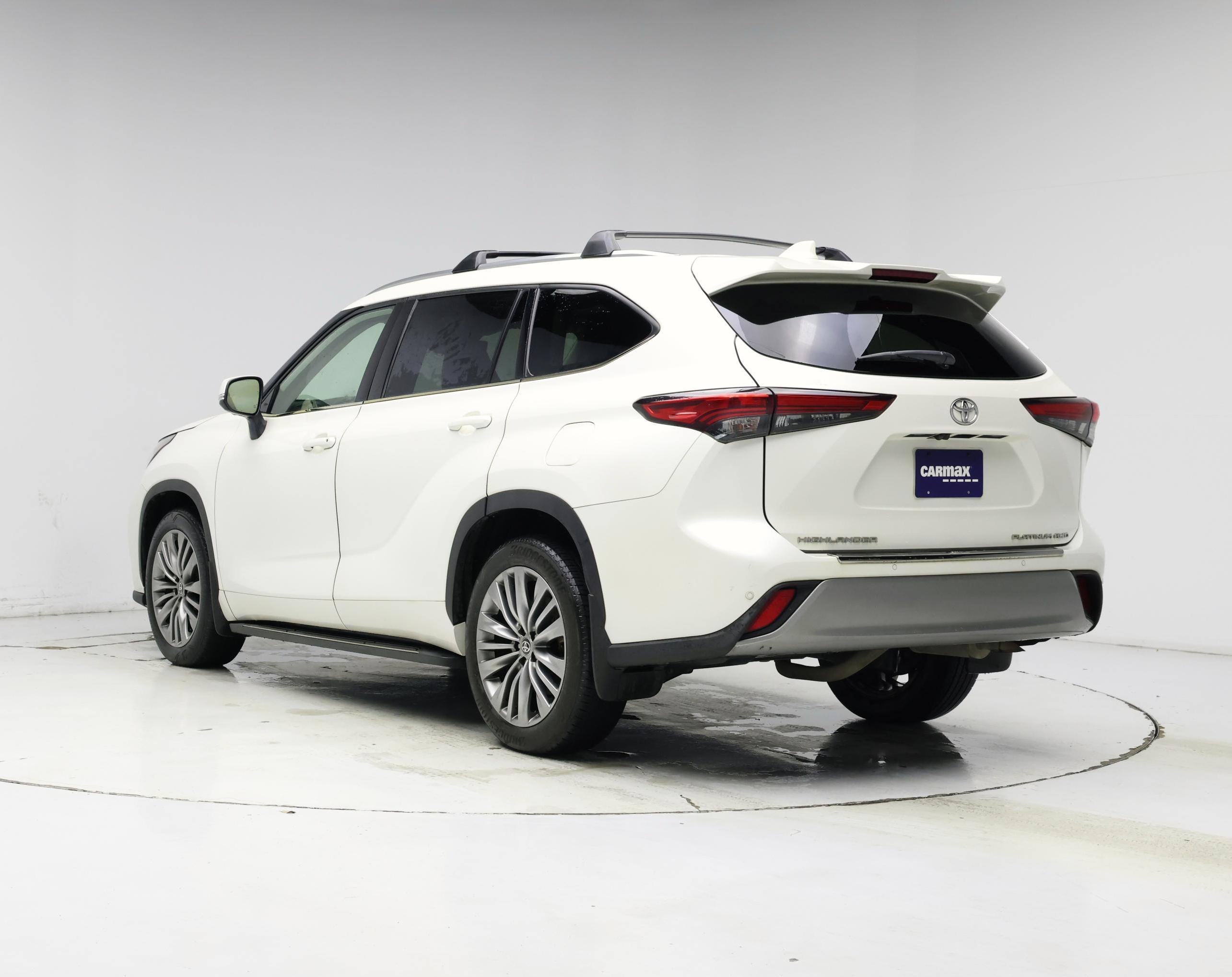 Thumbnail: 2020 Toyota Highlander - 2