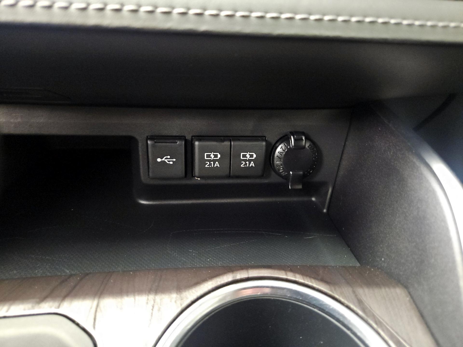 Thumbnail: 2020 Toyota Highlander - 19