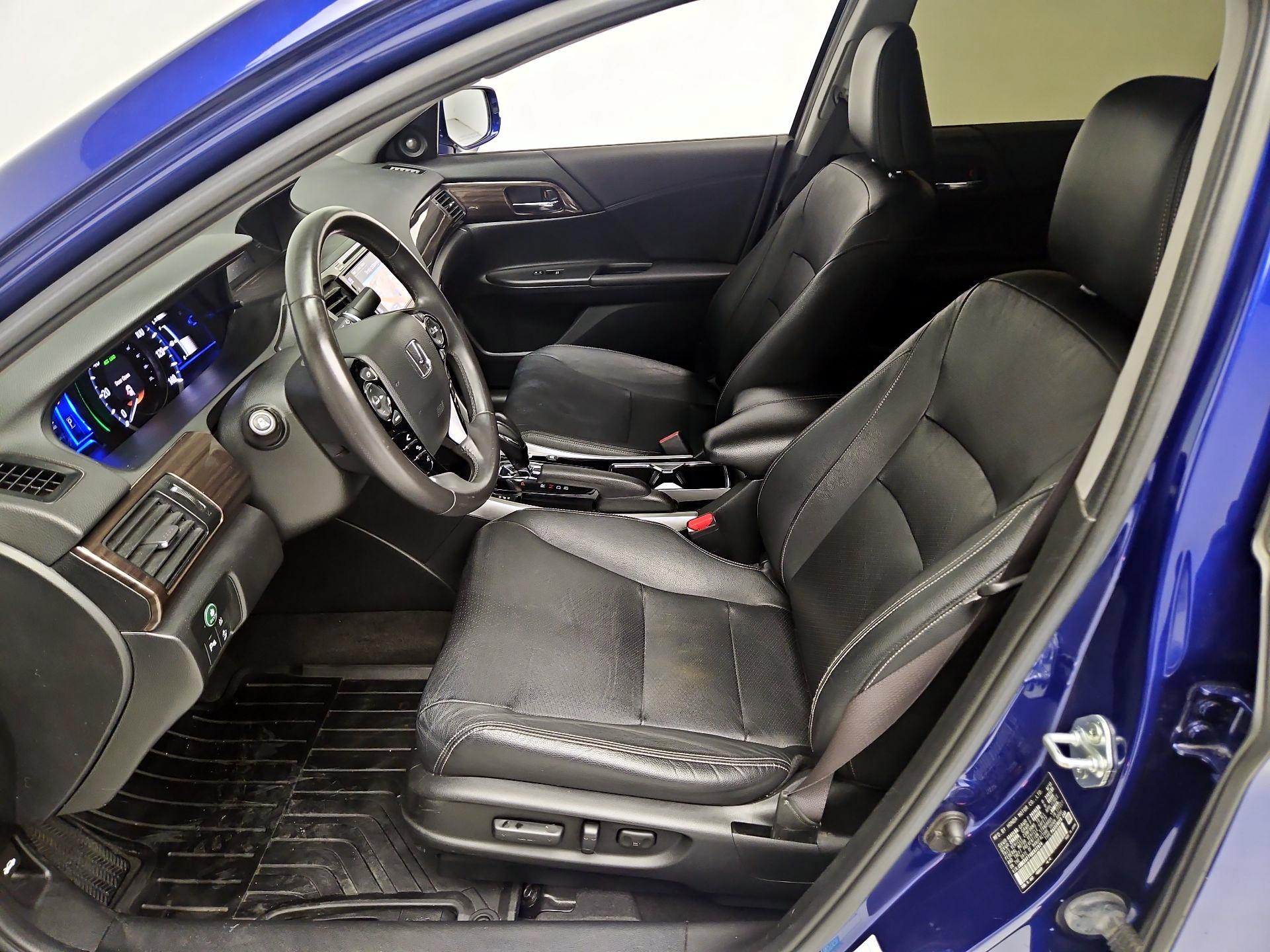 Thumbnail: 2017 Honda Accord - 11