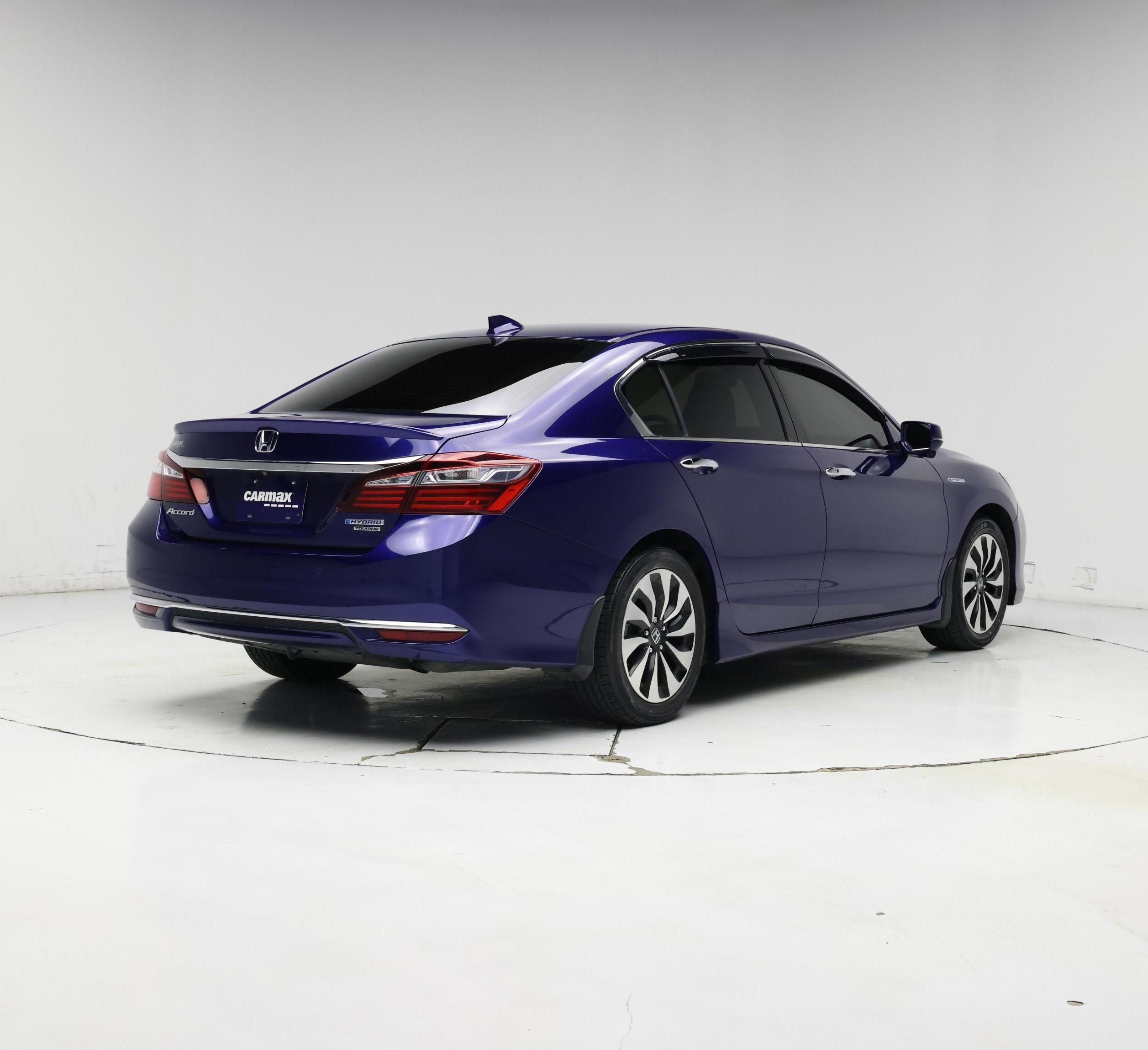 Thumbnail: 2017 Honda Accord - 8