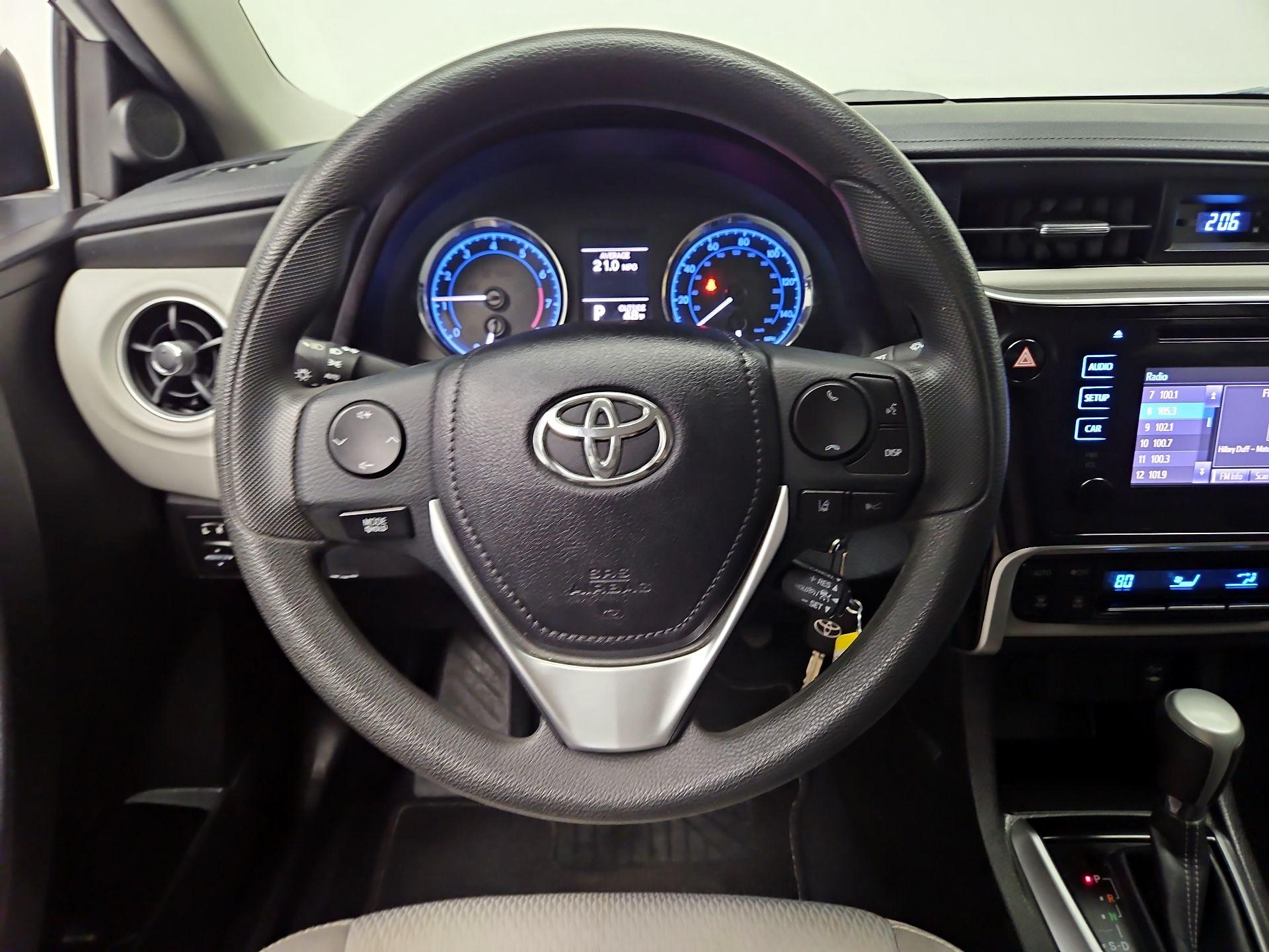 Thumbnail: 2018 Toyota Corolla - 10