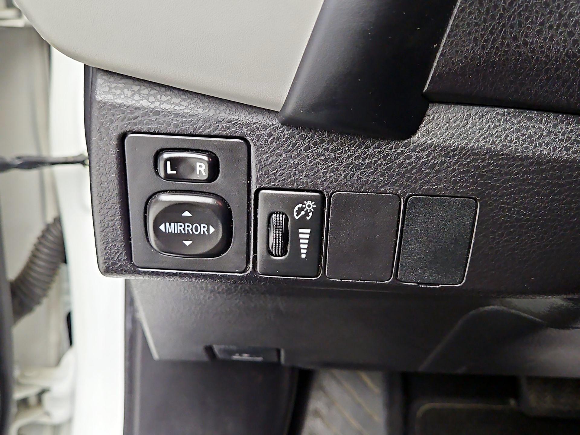 Thumbnail: 2018 Toyota Corolla - 13