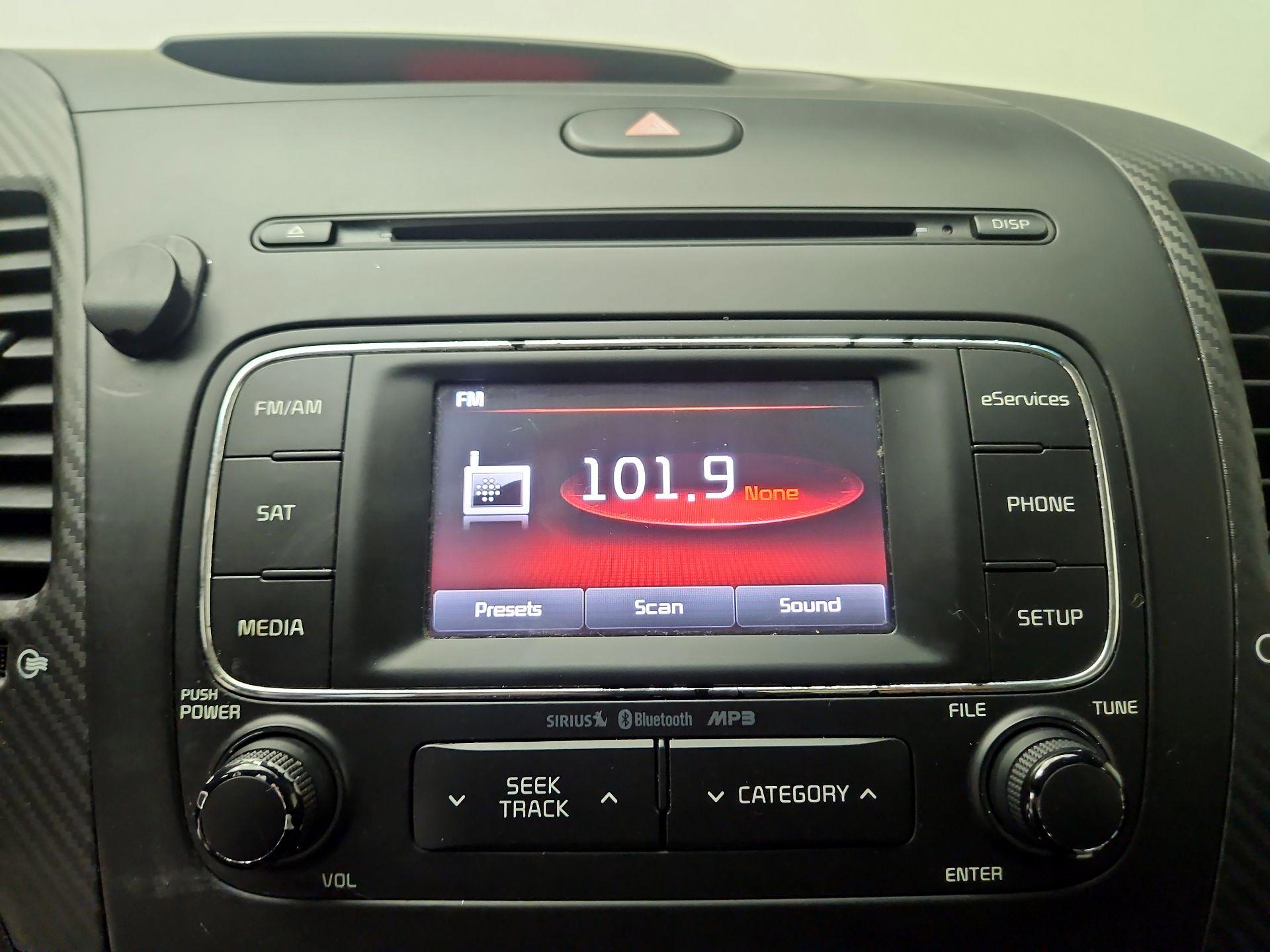 Thumbnail: 2015 Kia Forte - 15