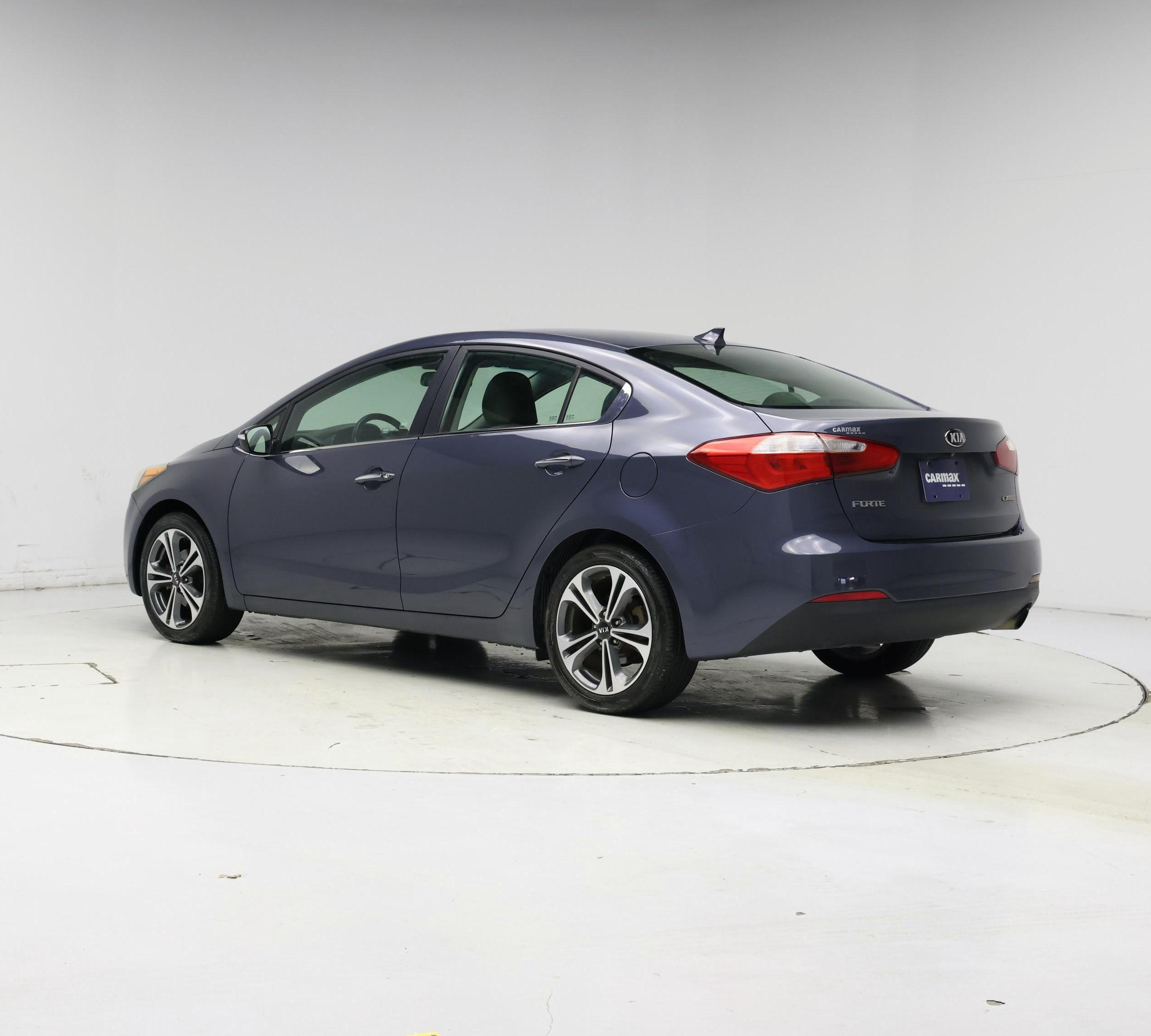 Thumbnail: 2015 Kia Forte - 2