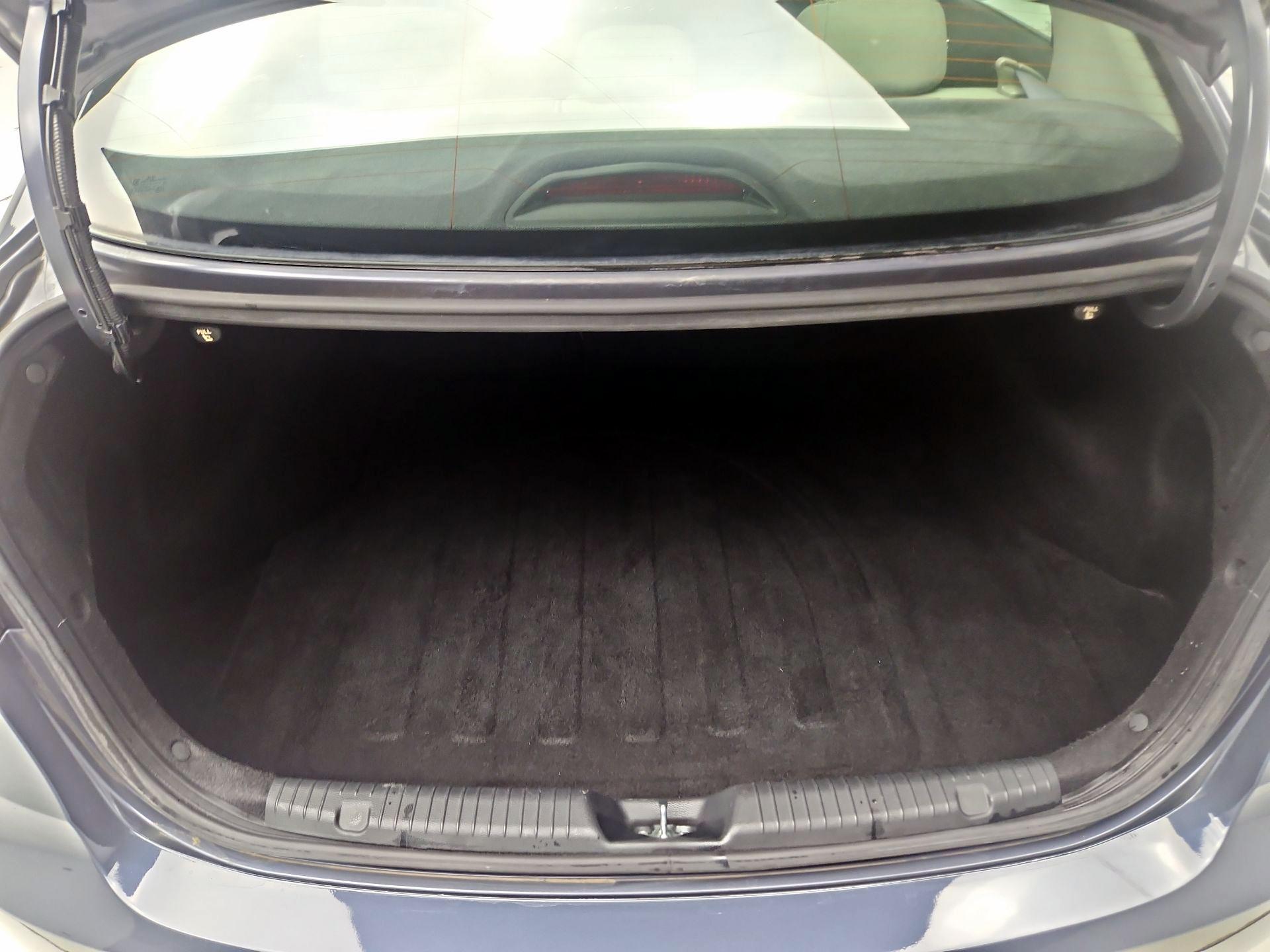 Thumbnail: 2015 Kia Forte - 20