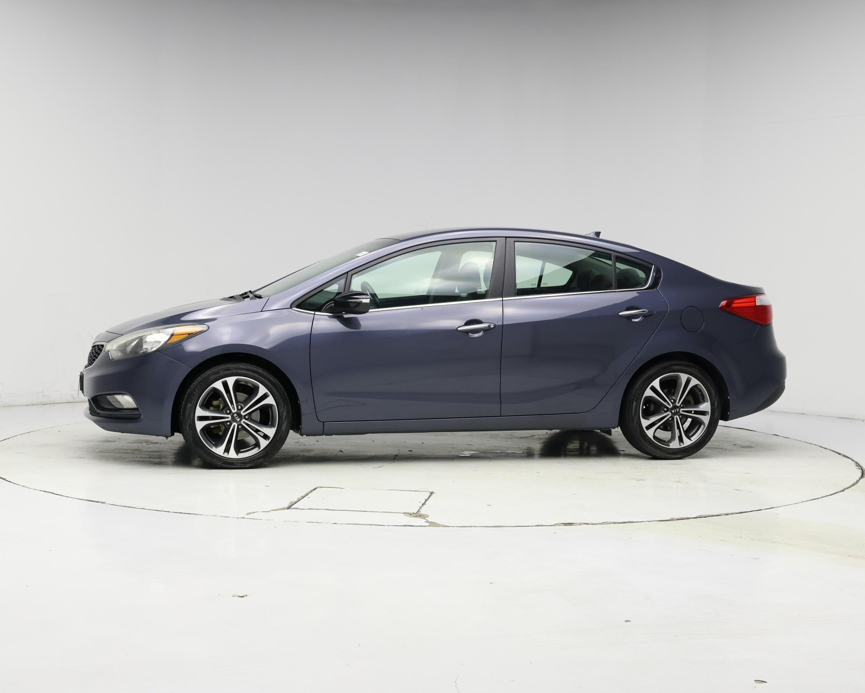 Thumbnail: 2015 Kia Forte - 3