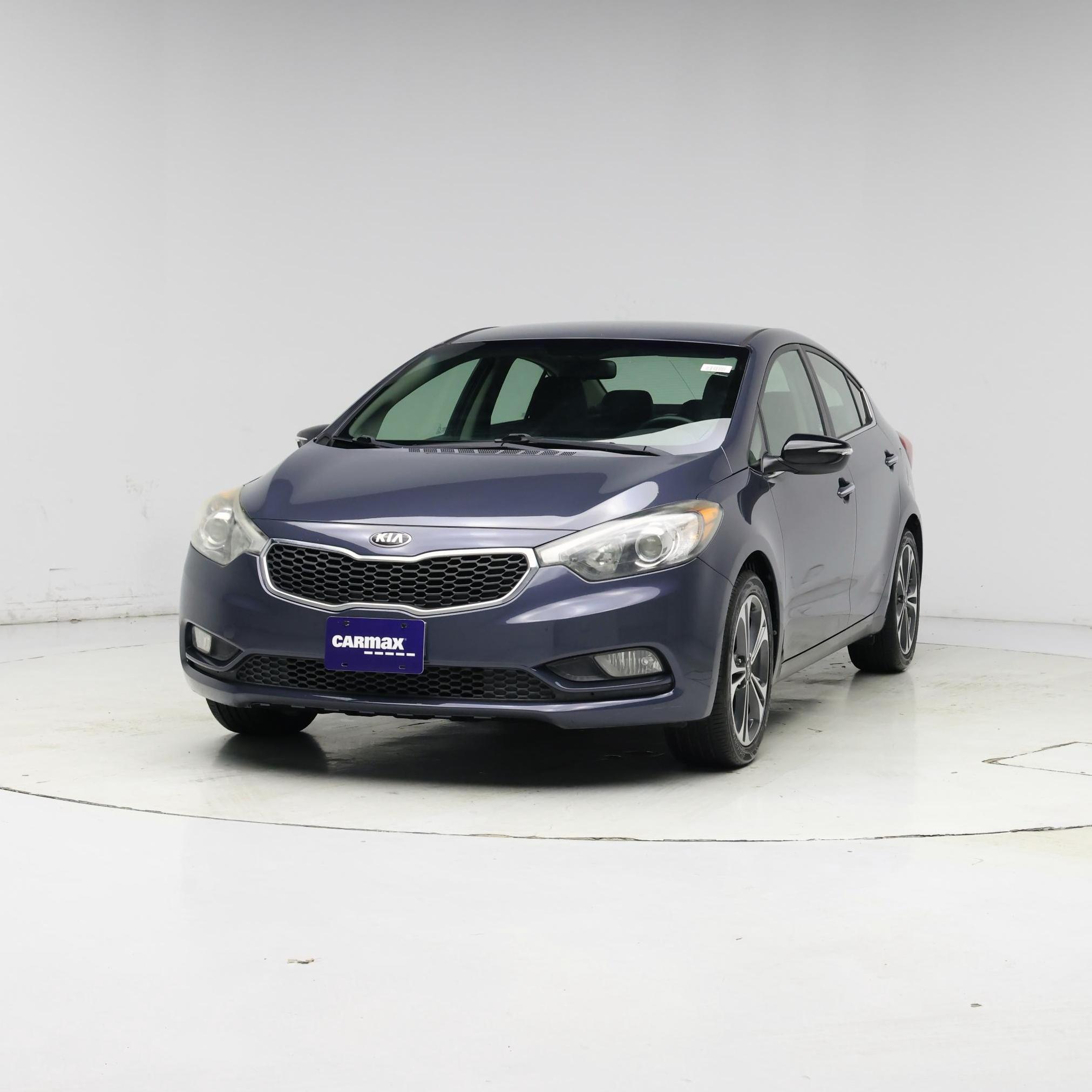 Thumbnail: 2015 Kia Forte - 4