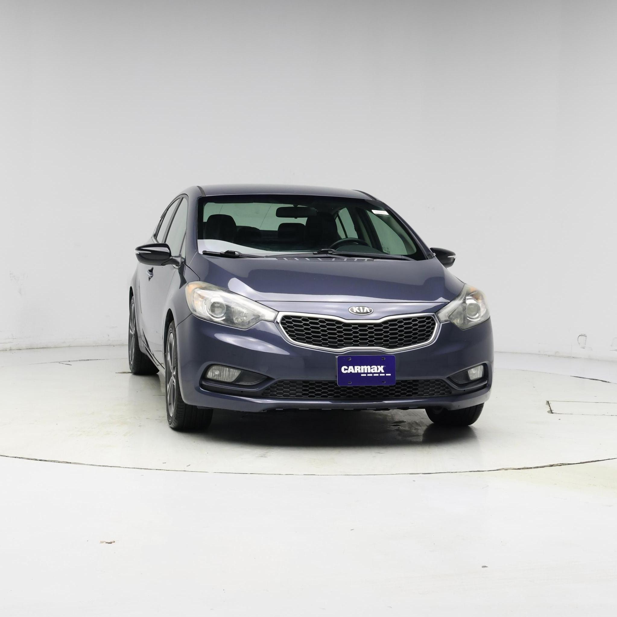 Thumbnail: 2015 Kia Forte - 5