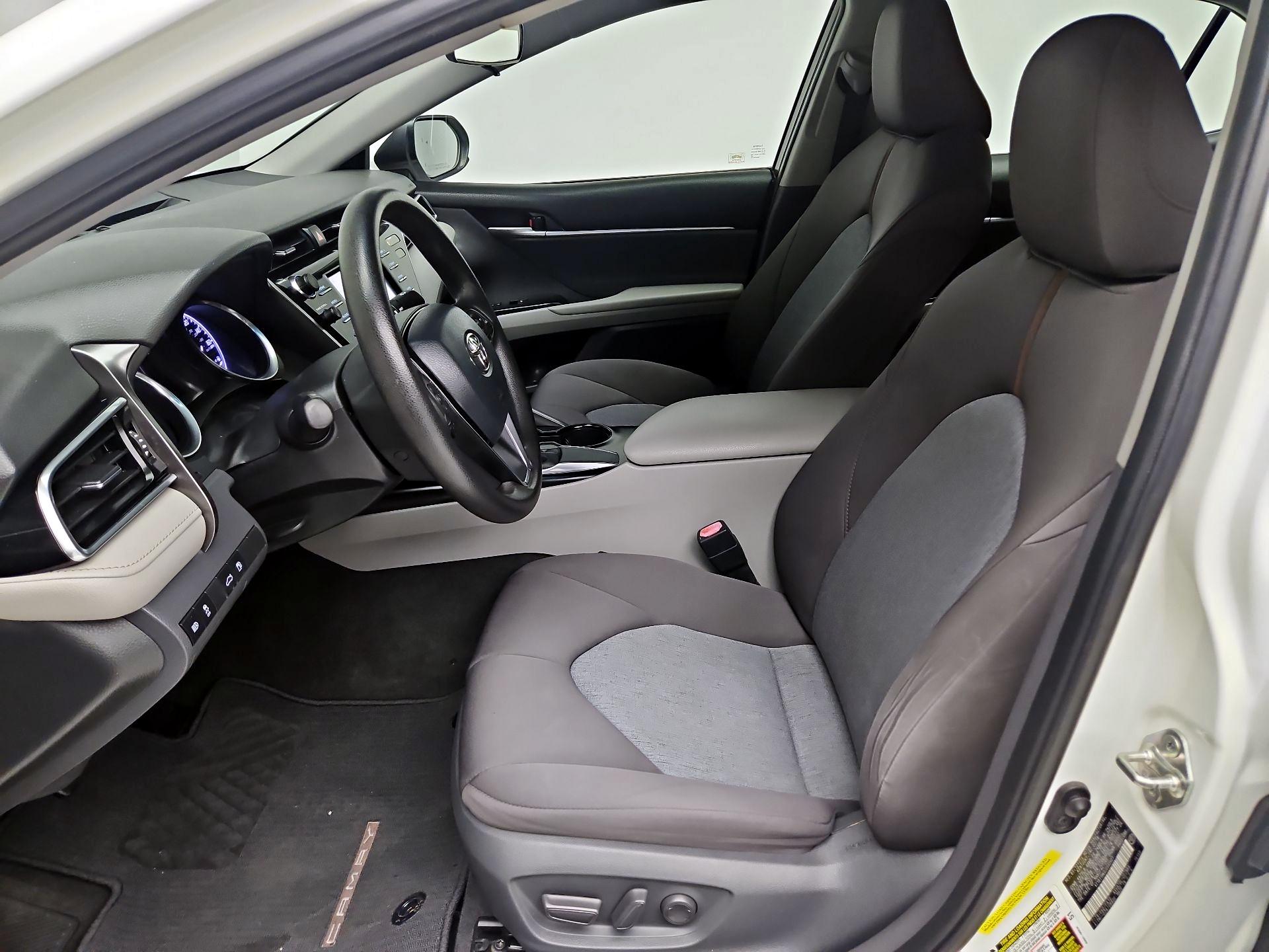 Thumbnail: 2018 Toyota Camry - 11