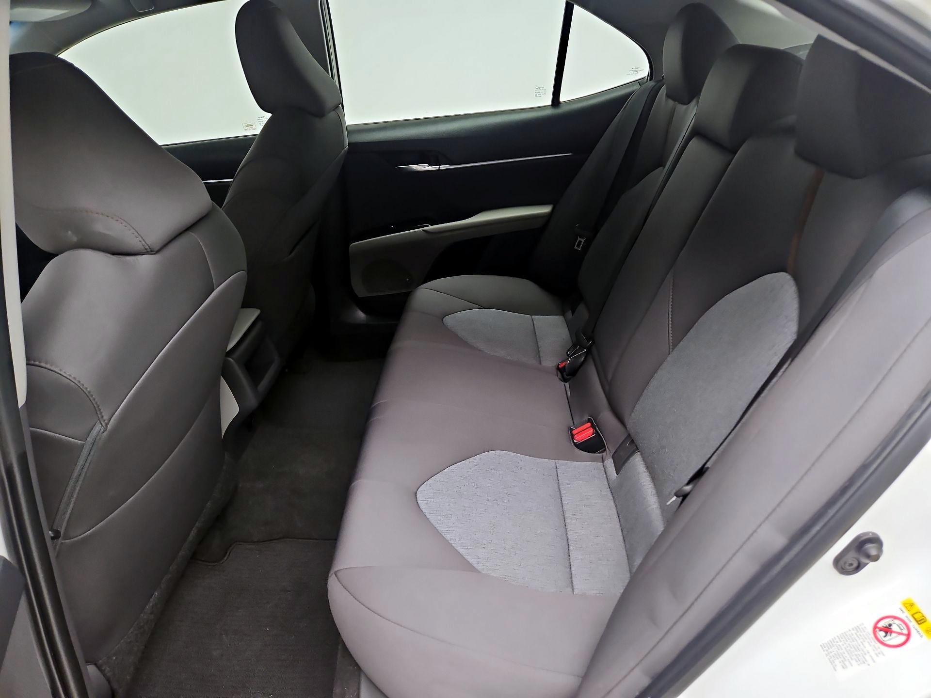 Thumbnail: 2018 Toyota Camry - 19