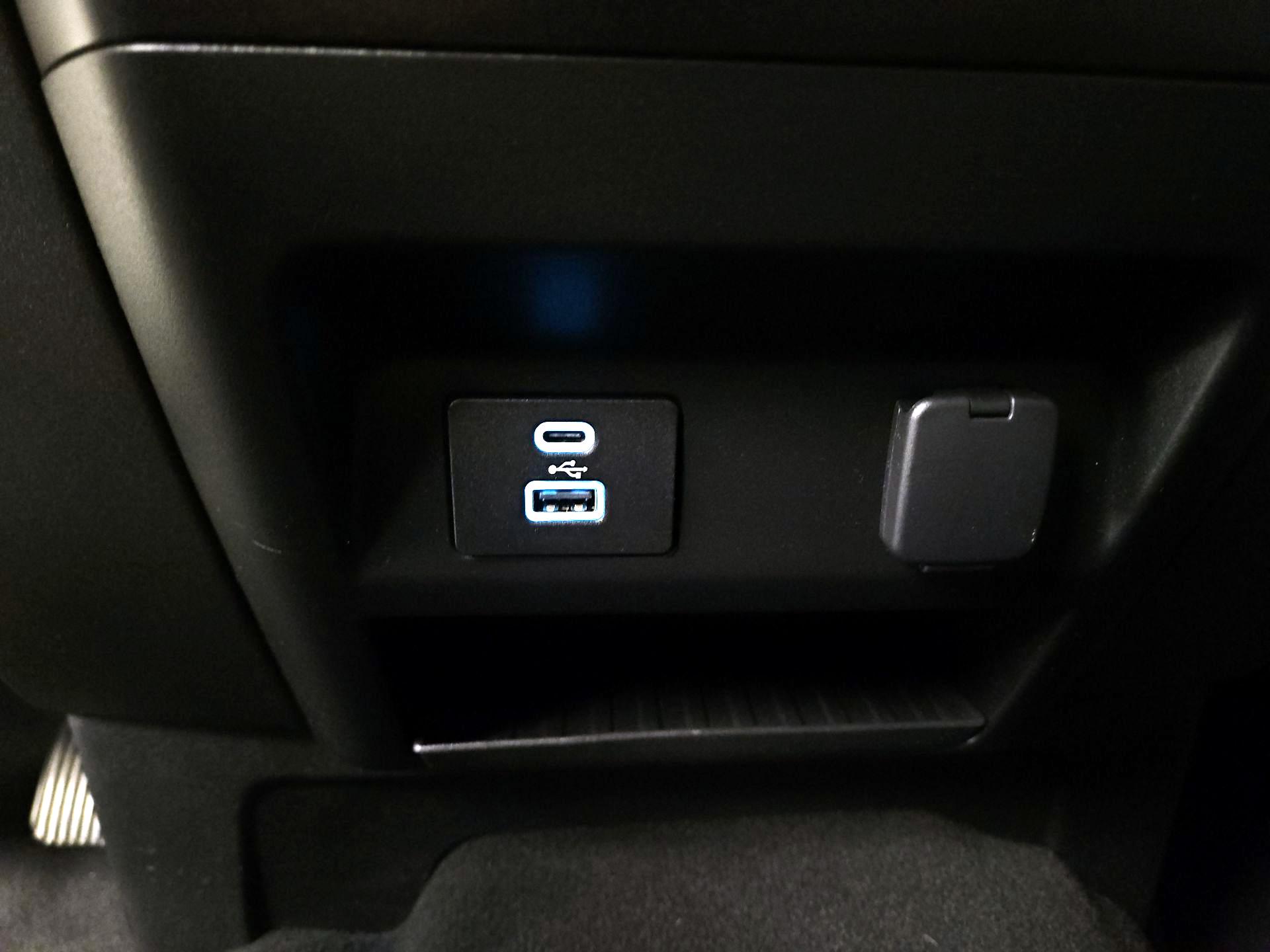 Thumbnail: 2021 Ford F-250 - 18