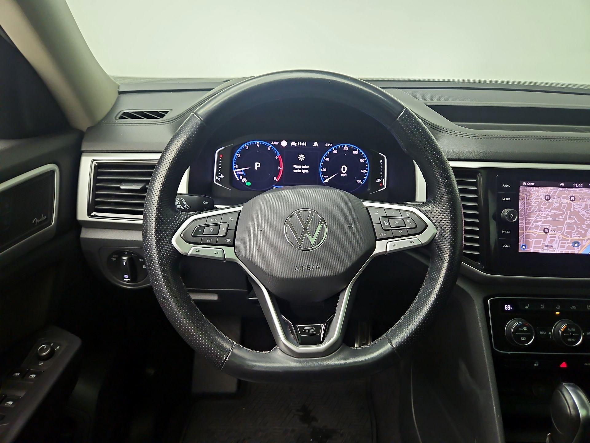 Thumbnail: 2021 Volkswagen Atlas - 10