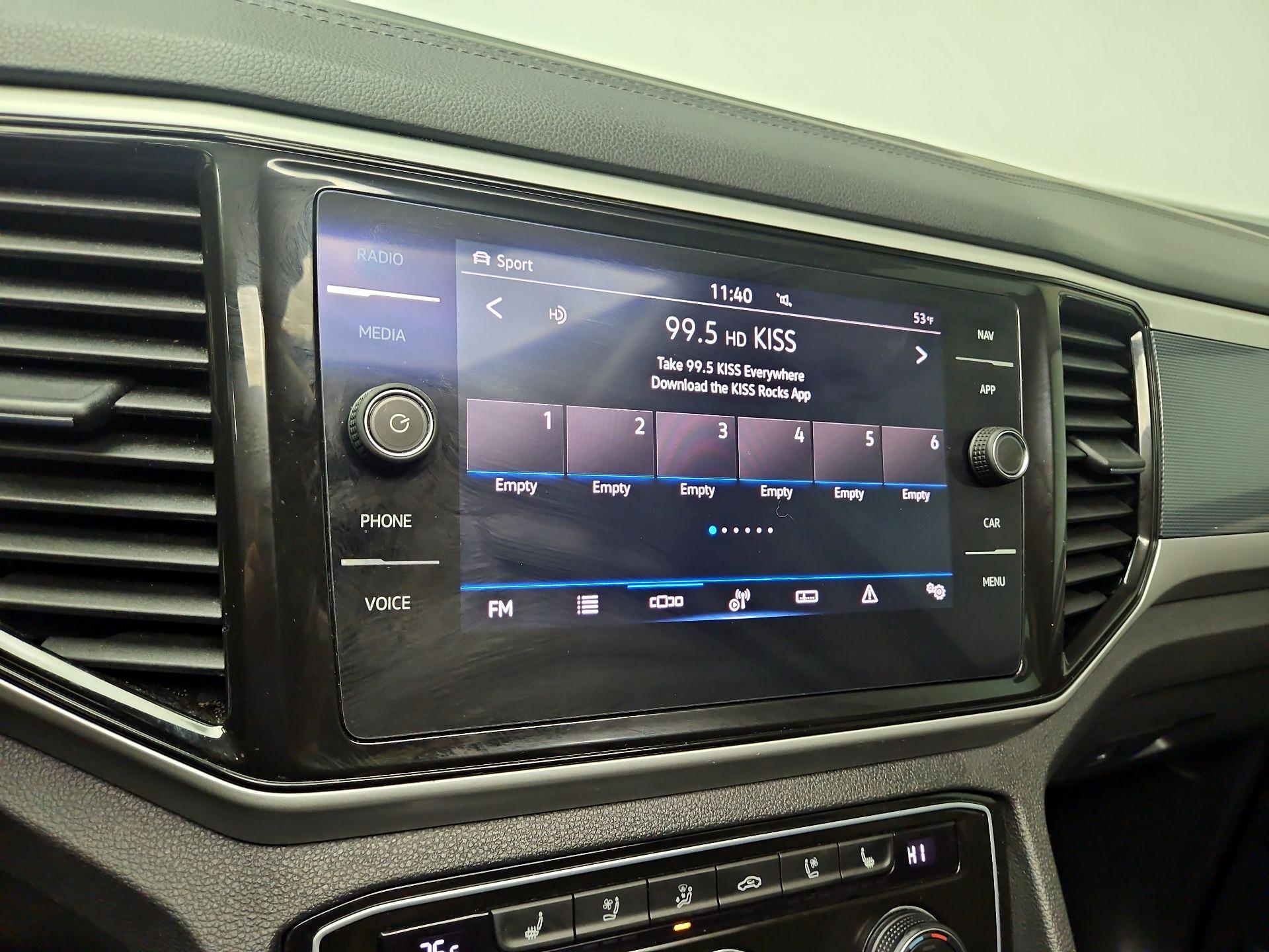 Thumbnail: 2021 Volkswagen Atlas - 16