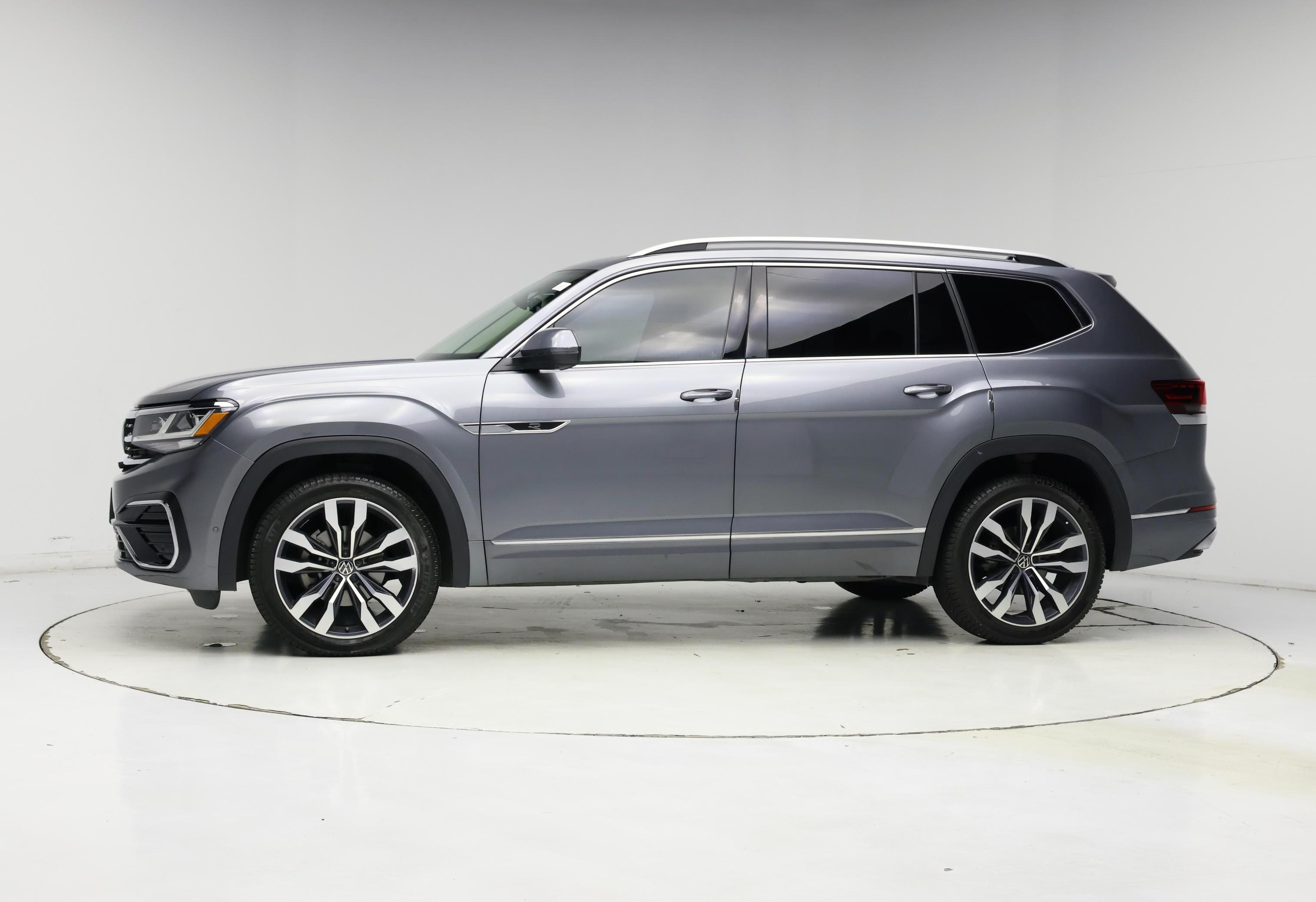 Thumbnail: 2021 Volkswagen Atlas - 3