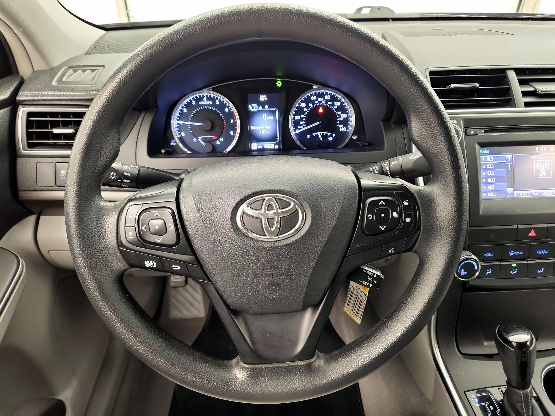 Thumbnail: 2017 Toyota Camry - 10