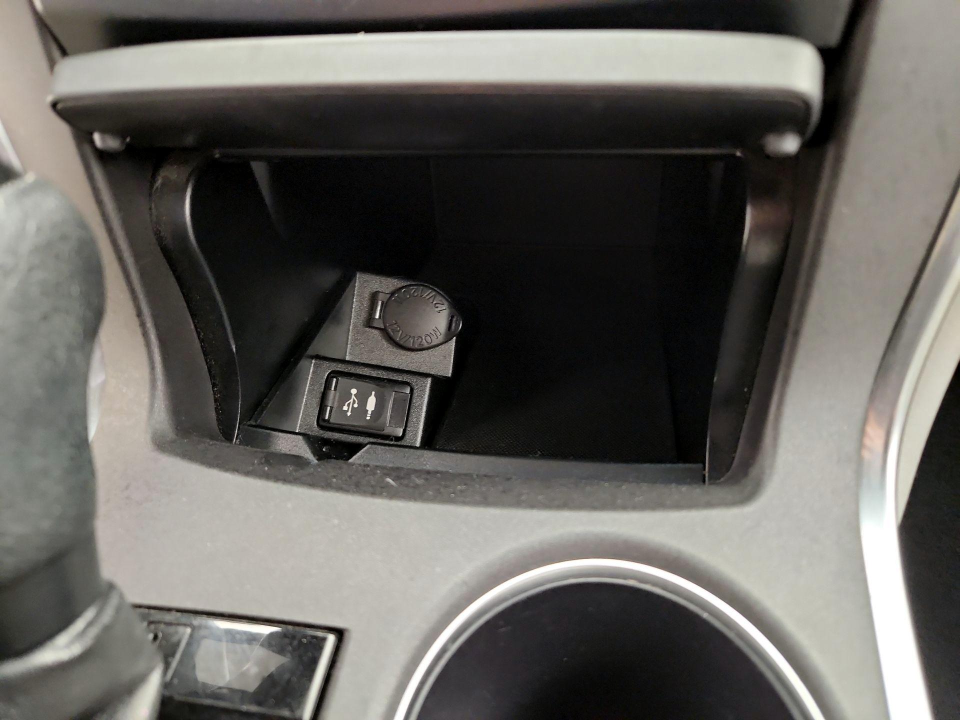 Thumbnail: 2017 Toyota Camry - 18