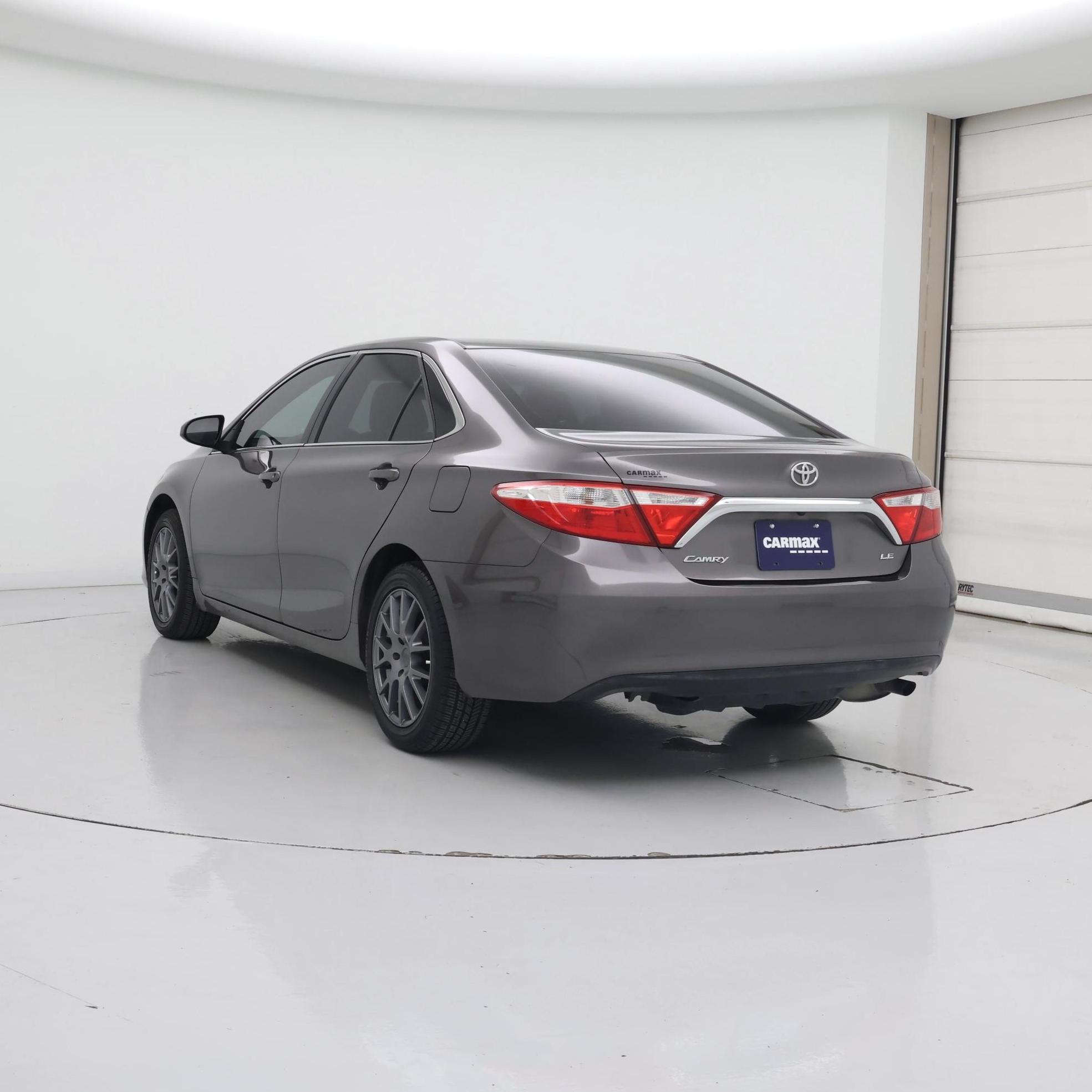 Thumbnail: 2017 Toyota Camry - 2