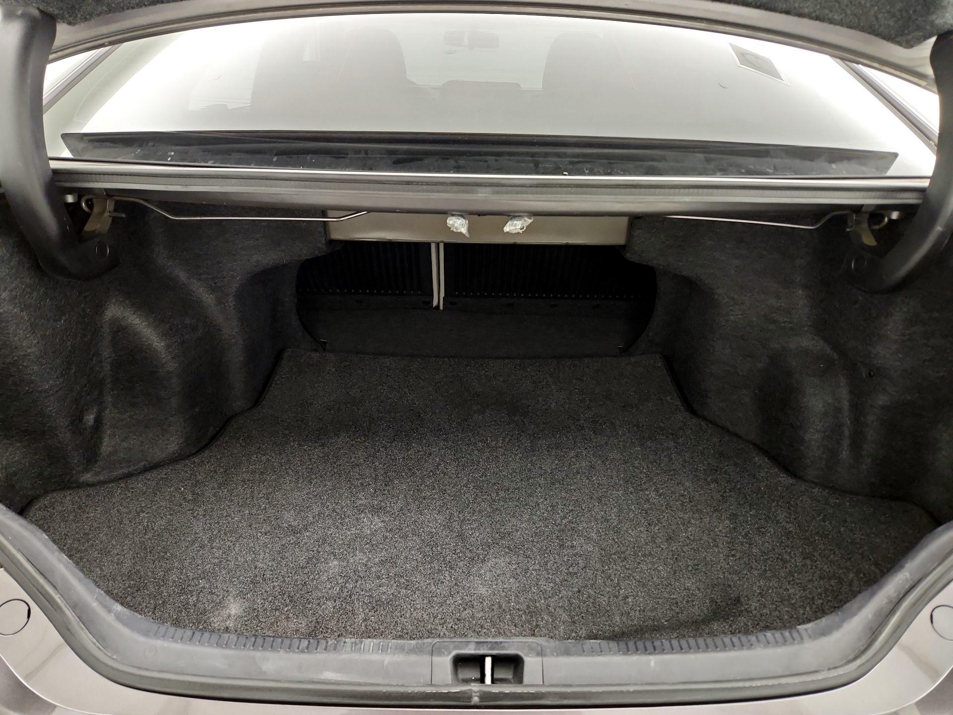 Thumbnail: 2017 Toyota Camry - 20