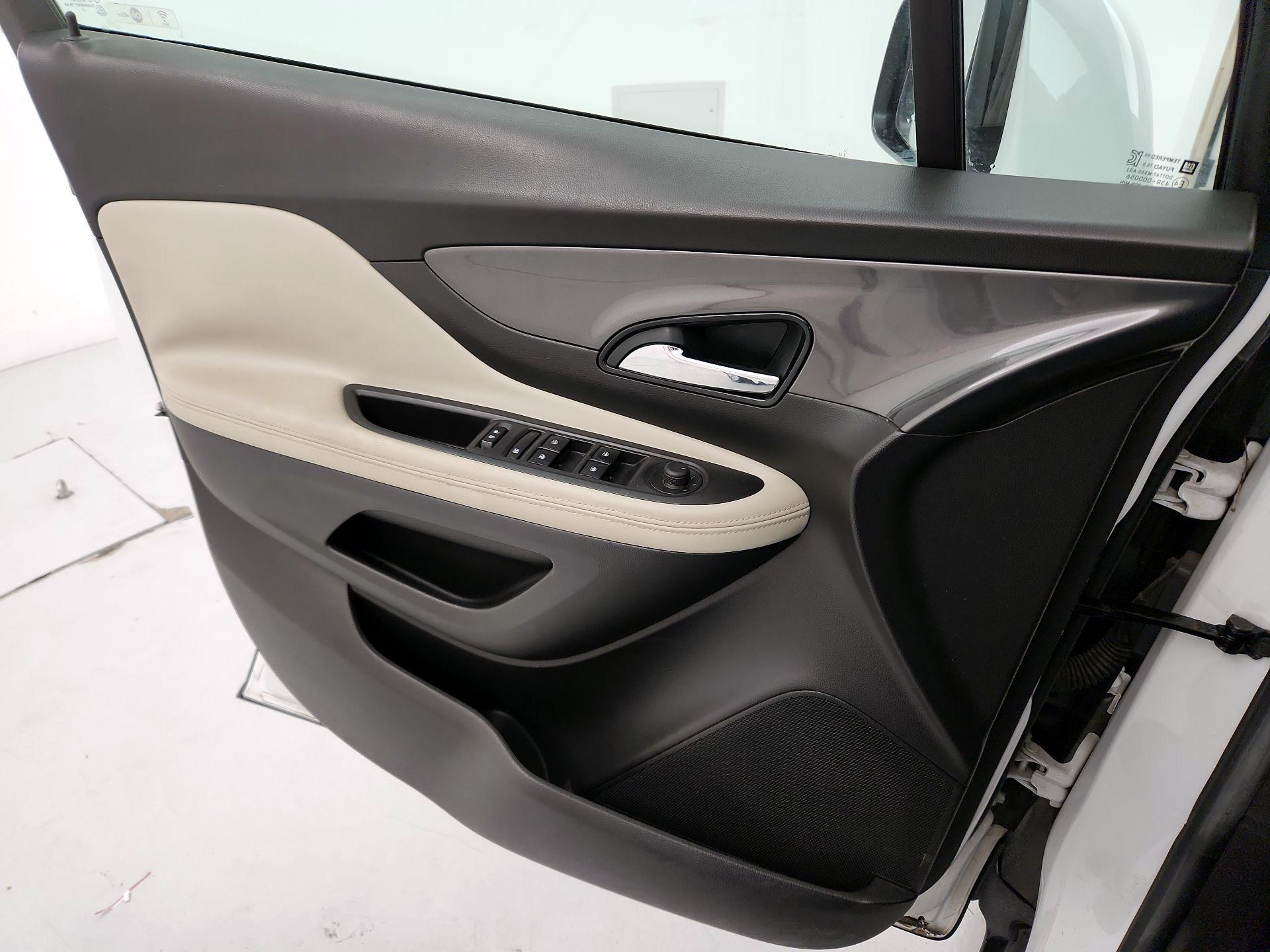 Thumbnail: 2018 Buick Encore - 12