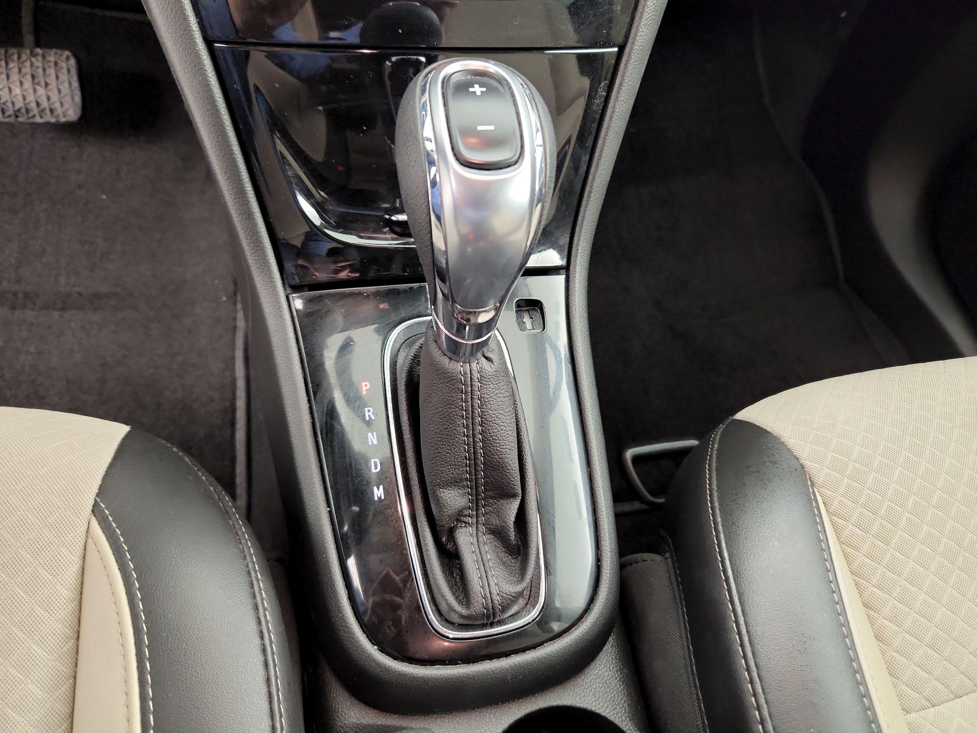 Thumbnail: 2018 Buick Encore - 17