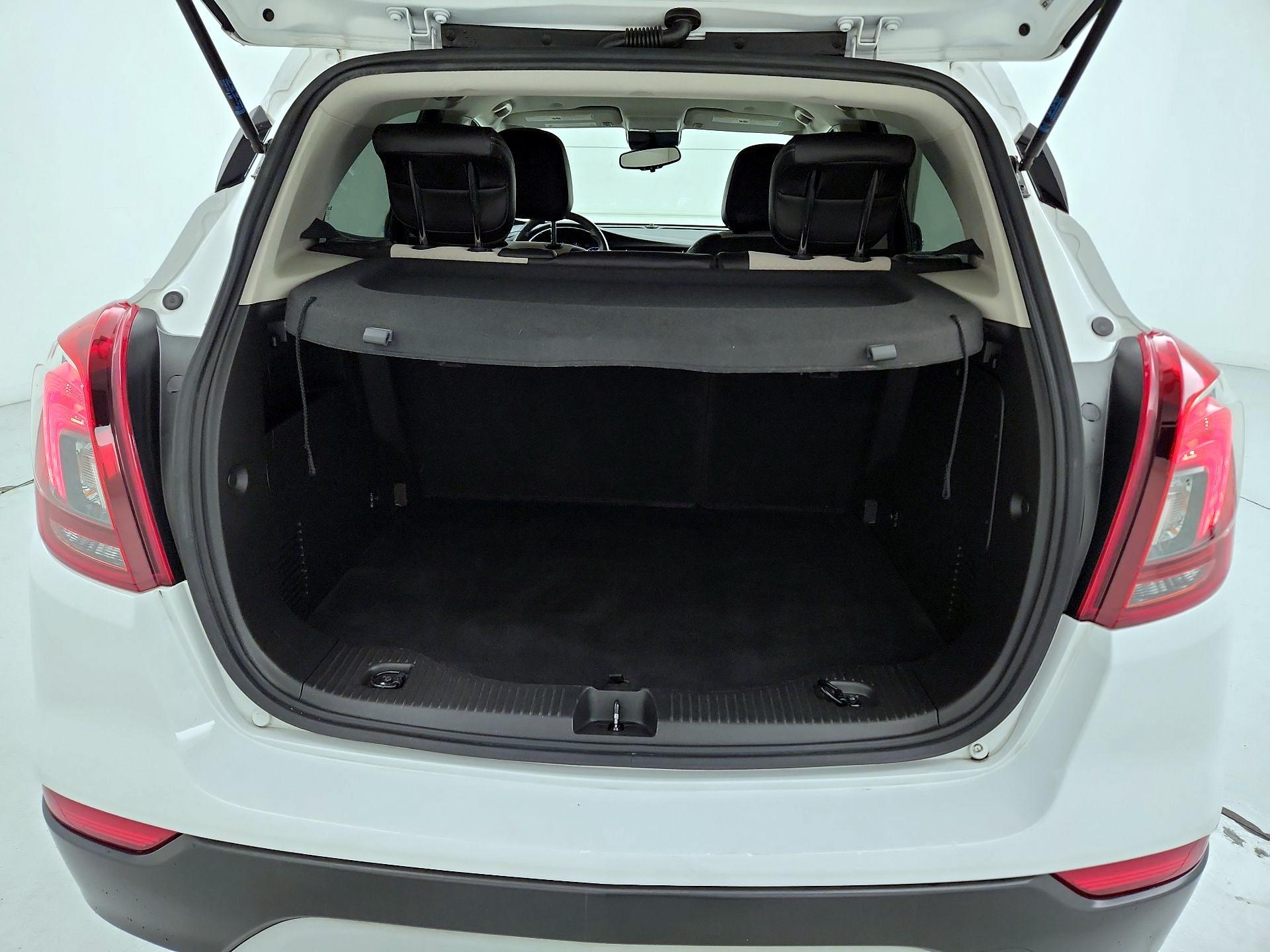 Thumbnail: 2018 Buick Encore - 20