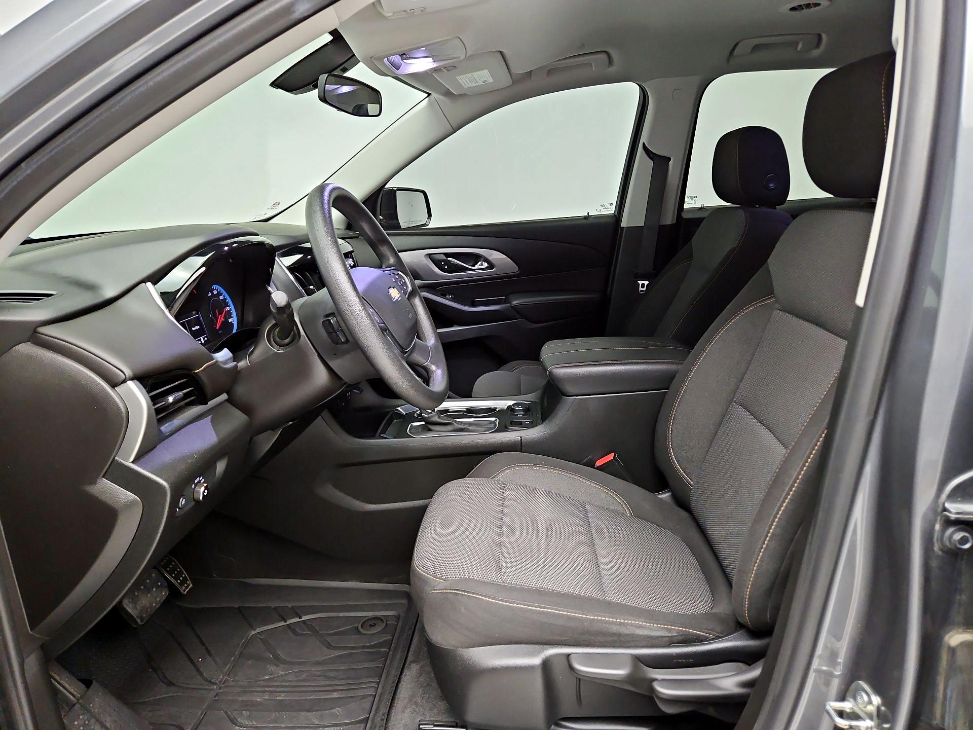 Thumbnail: 2020 Chevrolet Traverse - 11