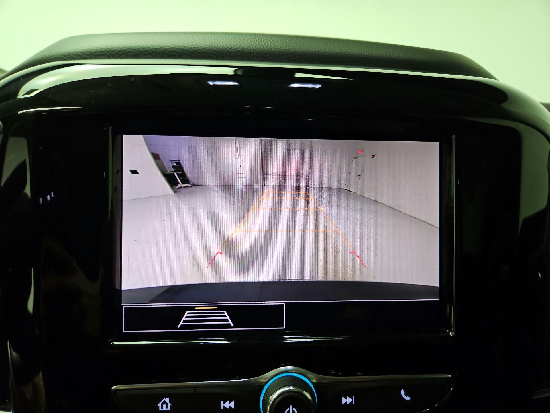 Thumbnail: 2020 Chevrolet Traverse - 14