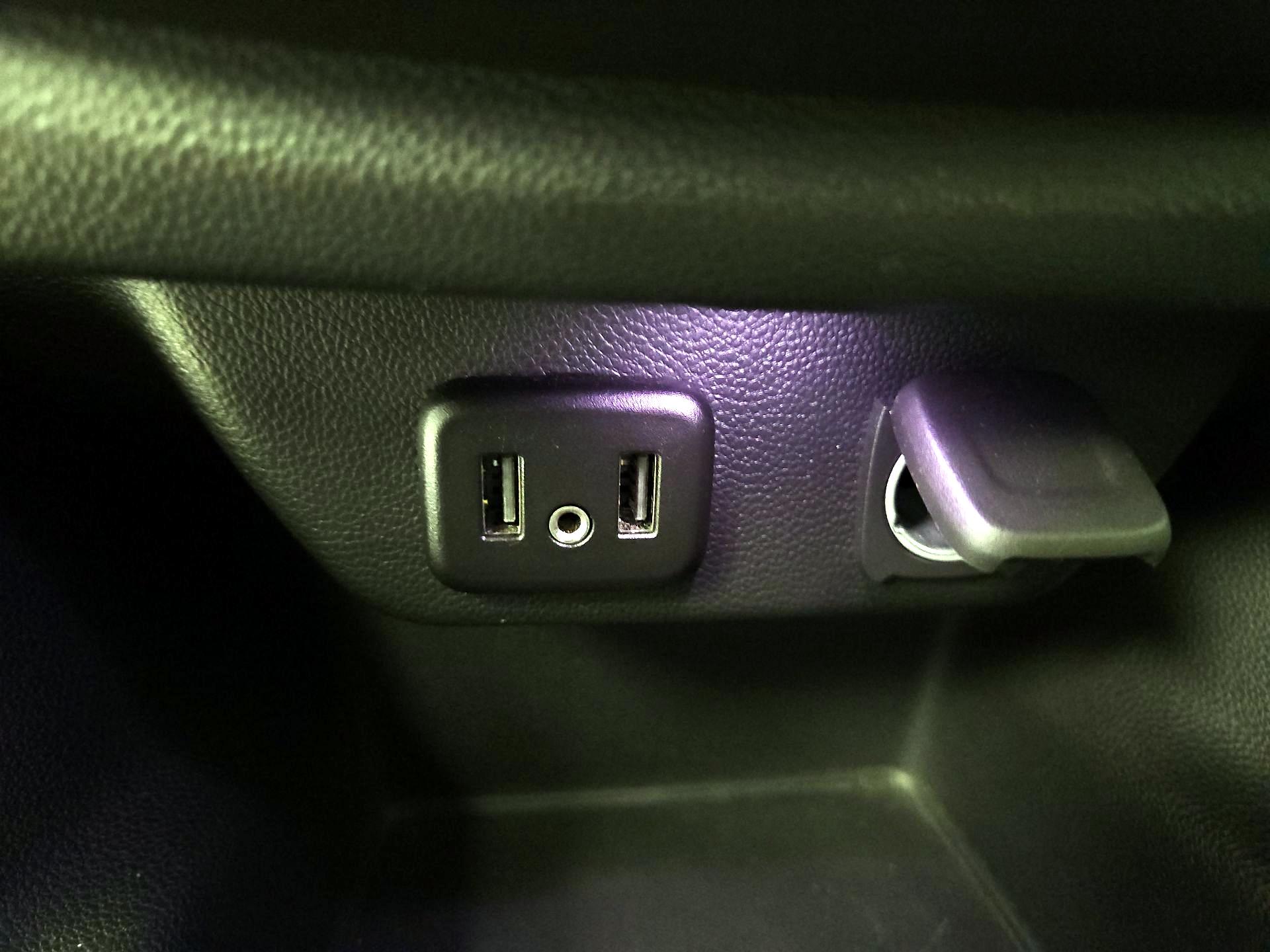 Thumbnail: 2020 Chevrolet Traverse - 18