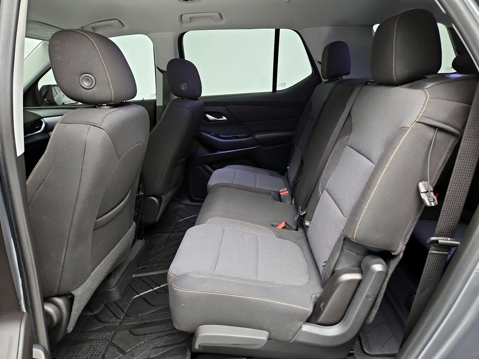 Thumbnail: 2020 Chevrolet Traverse - 19