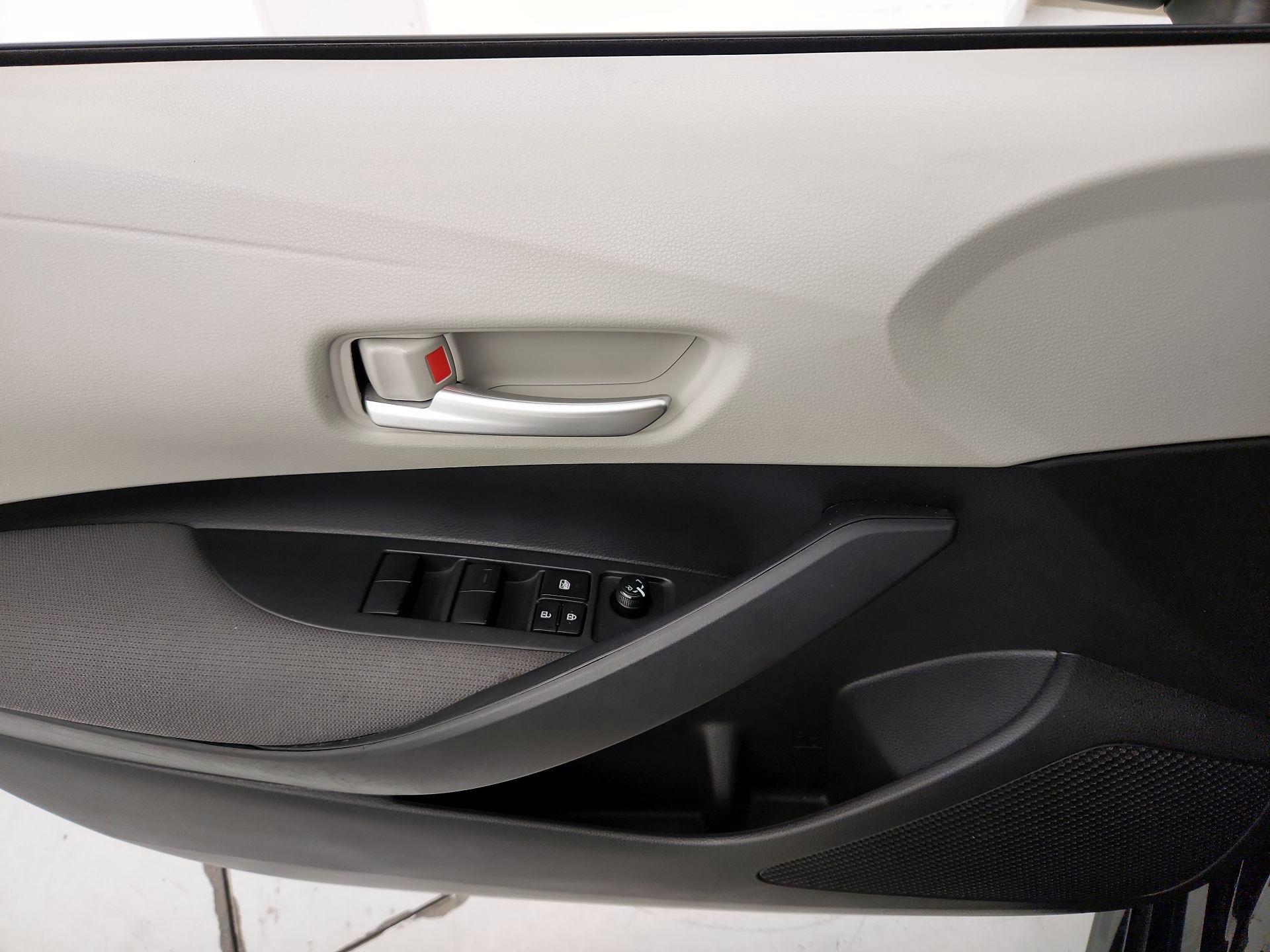 Thumbnail: 2020 Toyota Corolla - 12