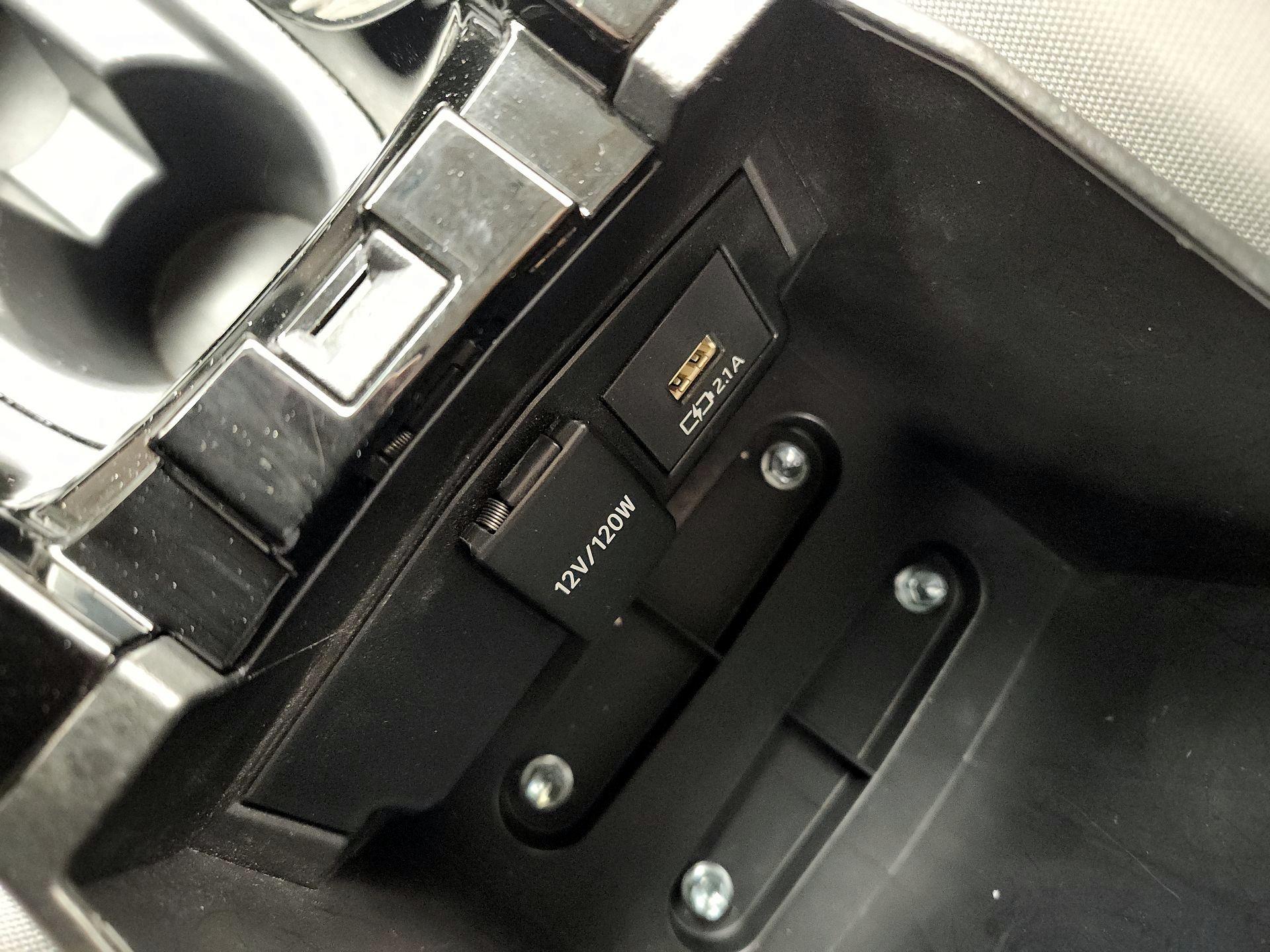 Thumbnail: 2020 Toyota Corolla - 18