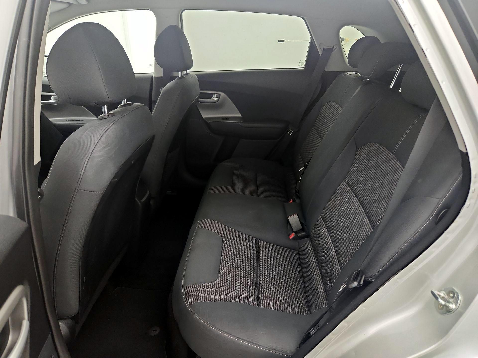 Thumbnail: 2020 Kia Niro - 19