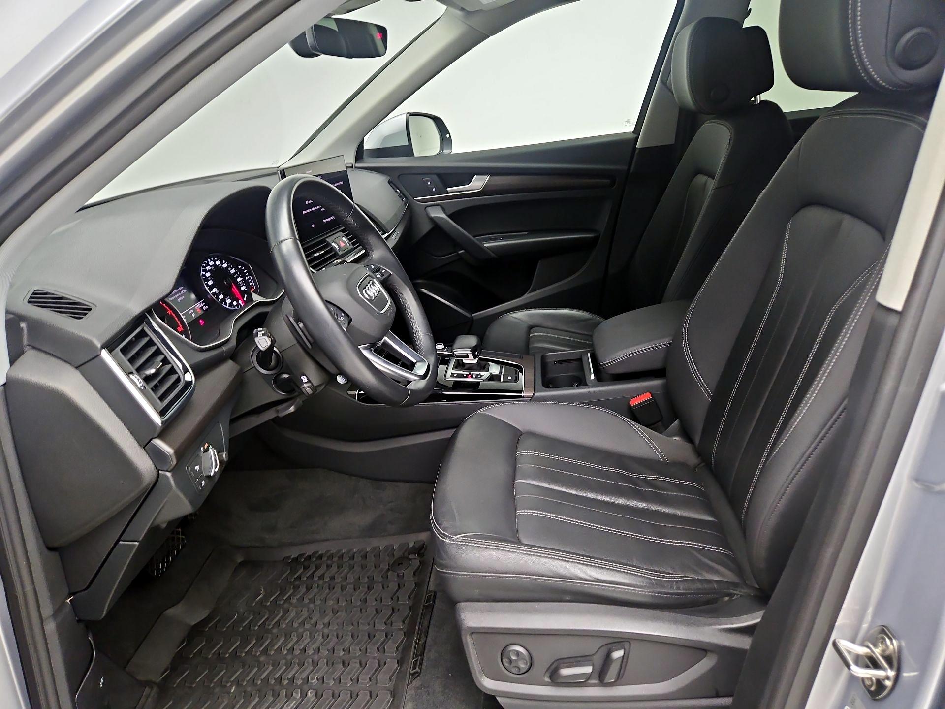 Thumbnail: 2022 Audi Q5 - 11