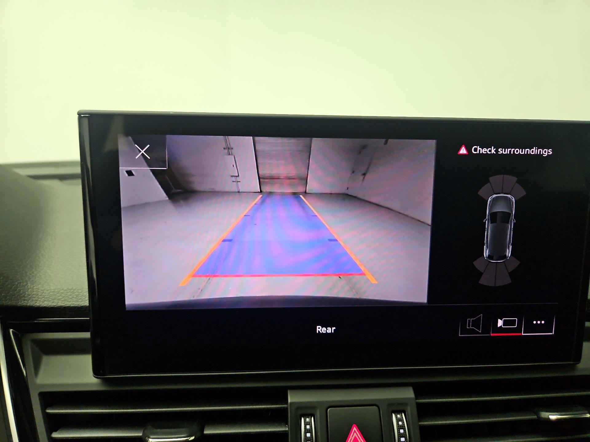 Thumbnail: 2022 Audi Q5 - 14