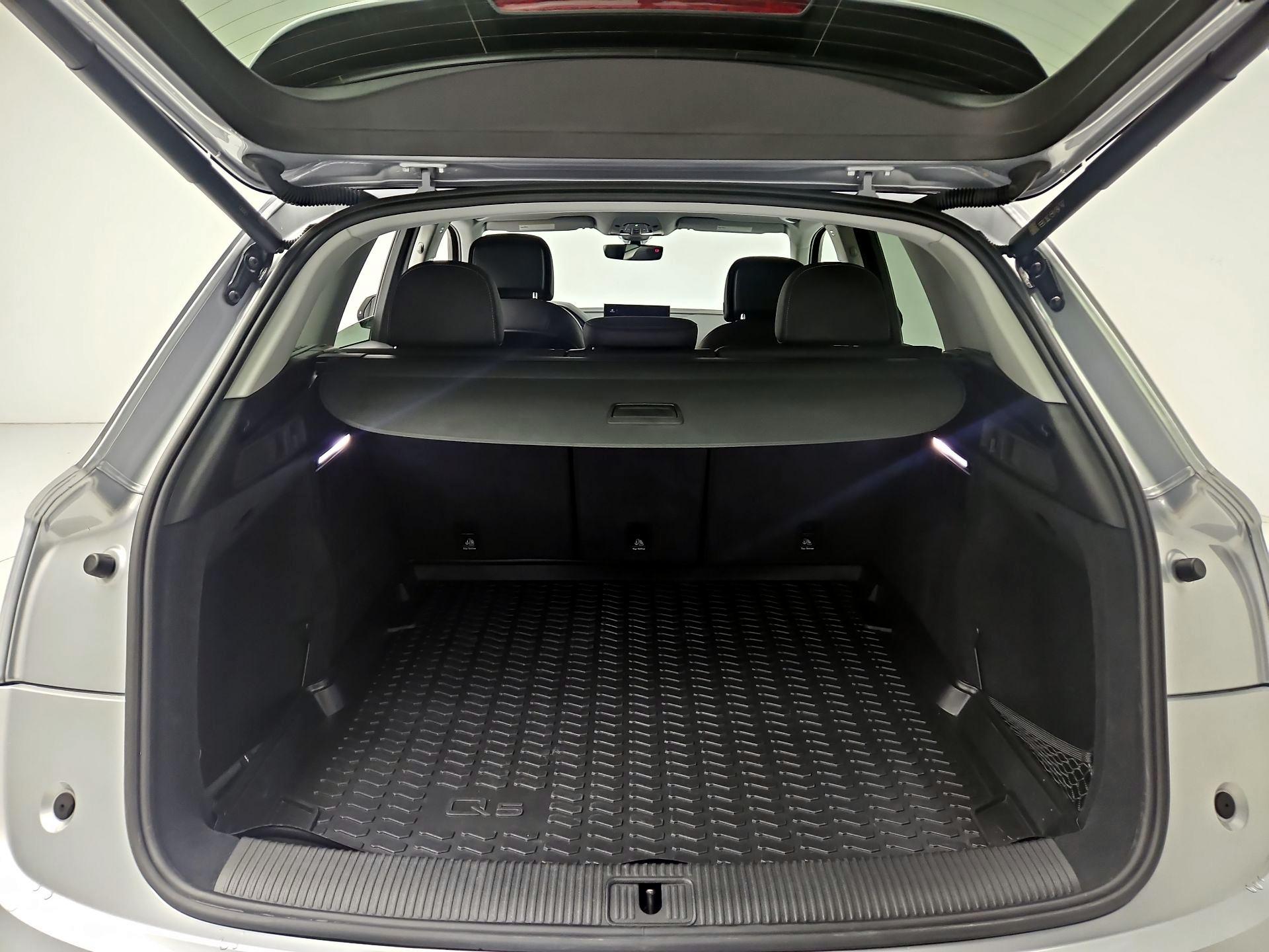 Thumbnail: 2022 Audi Q5 - 20