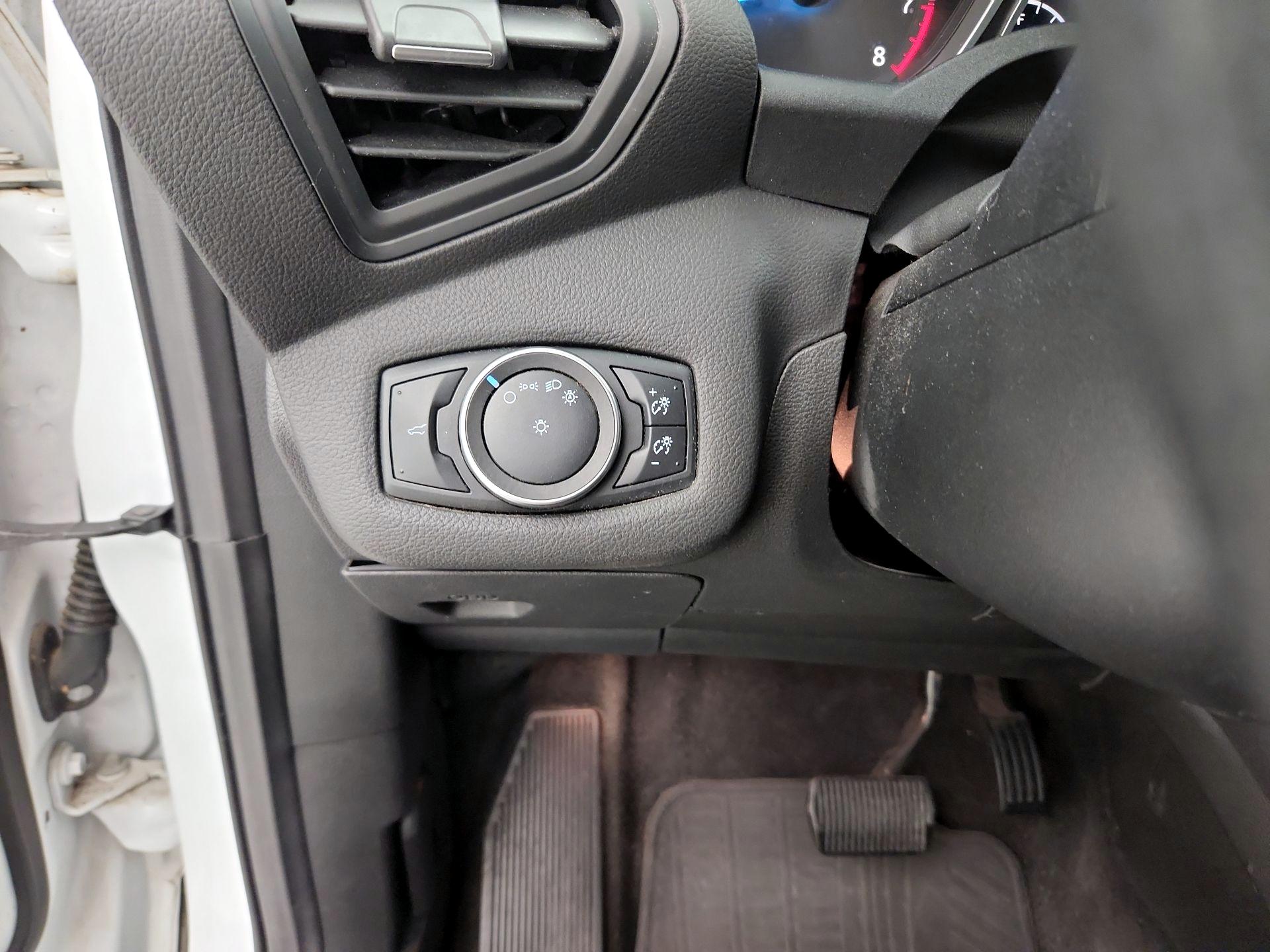 Thumbnail: 2017 Ford Escape - 13