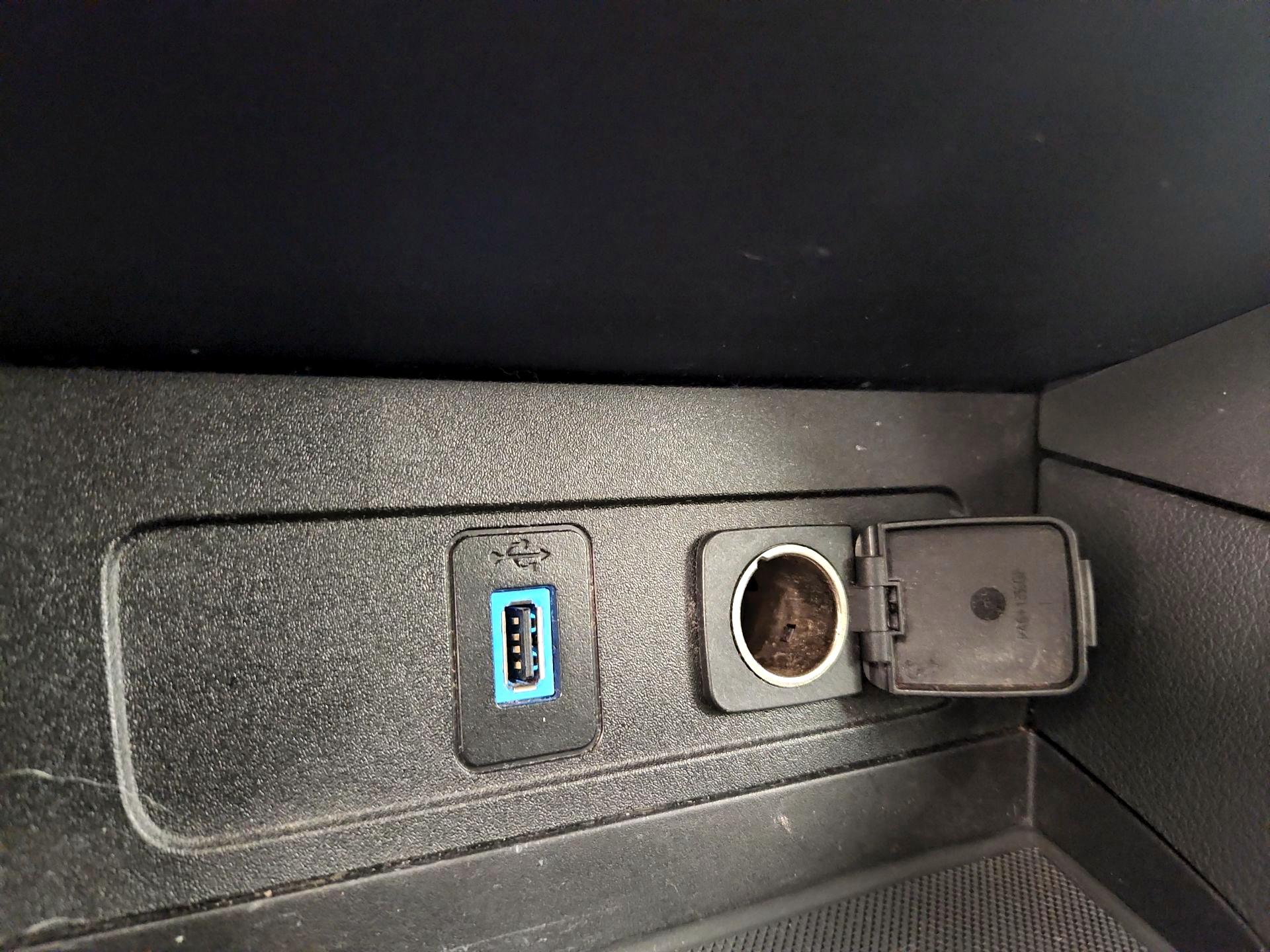 Thumbnail: 2017 Ford Escape - 18