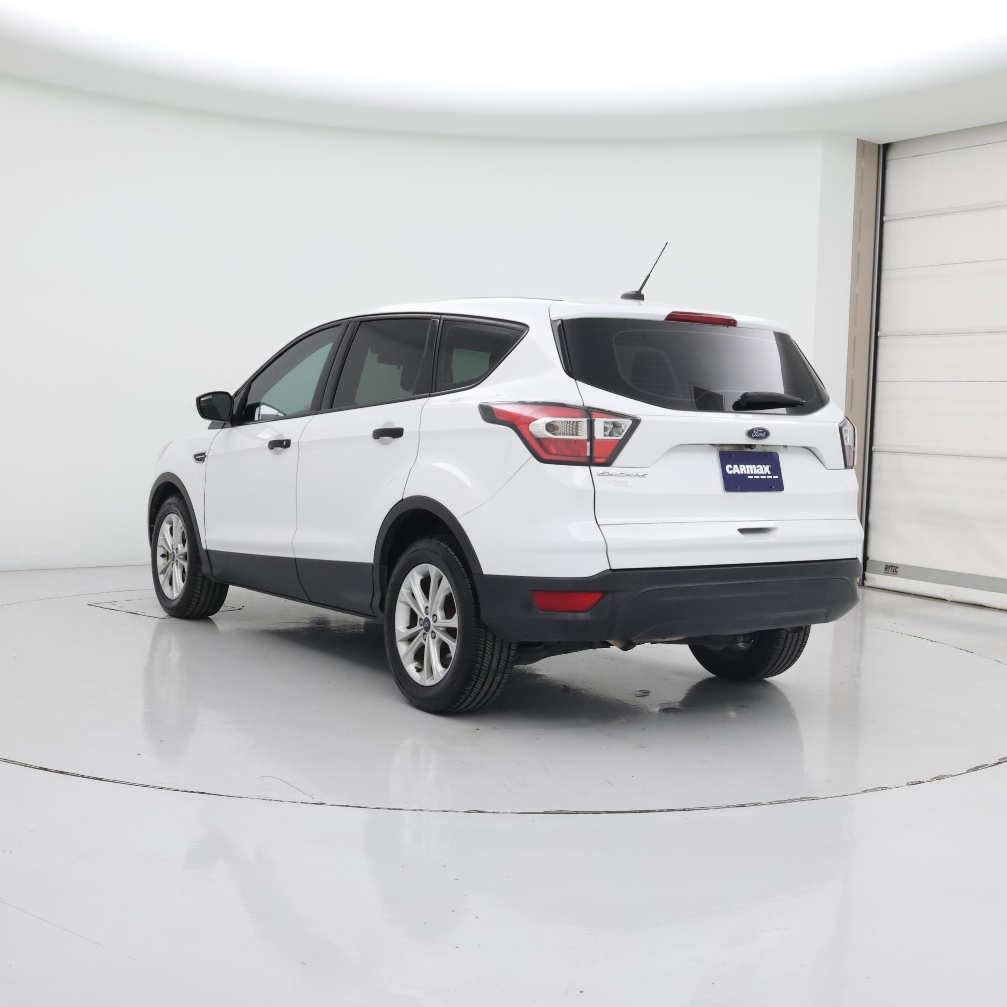 Thumbnail: 2017 Ford Escape - 2